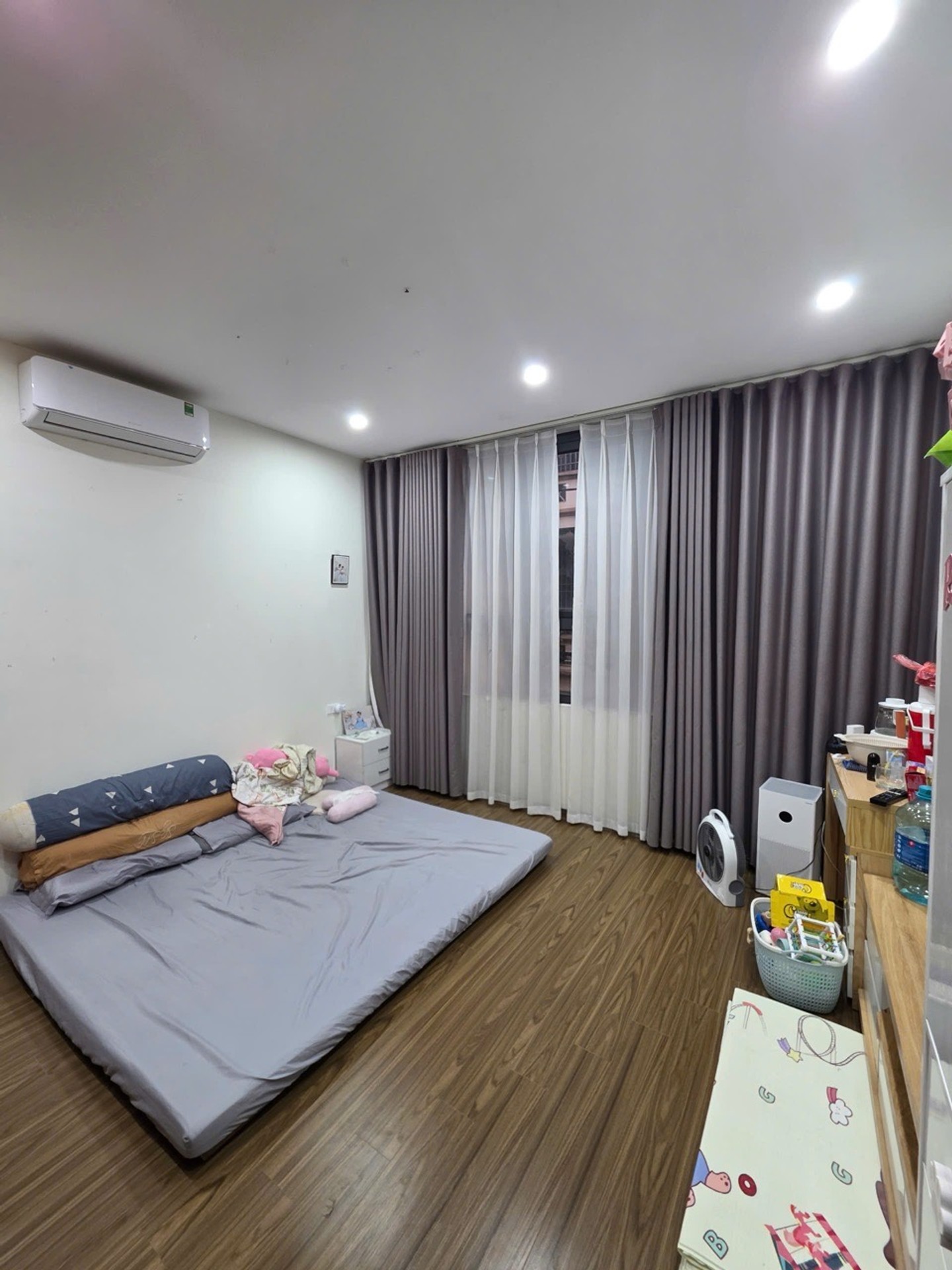 Bán nhà Minh Khai - diện tích 46m2 6 tầng - Ô TÔ VỈA HÈ - giá 23,8 tỷ