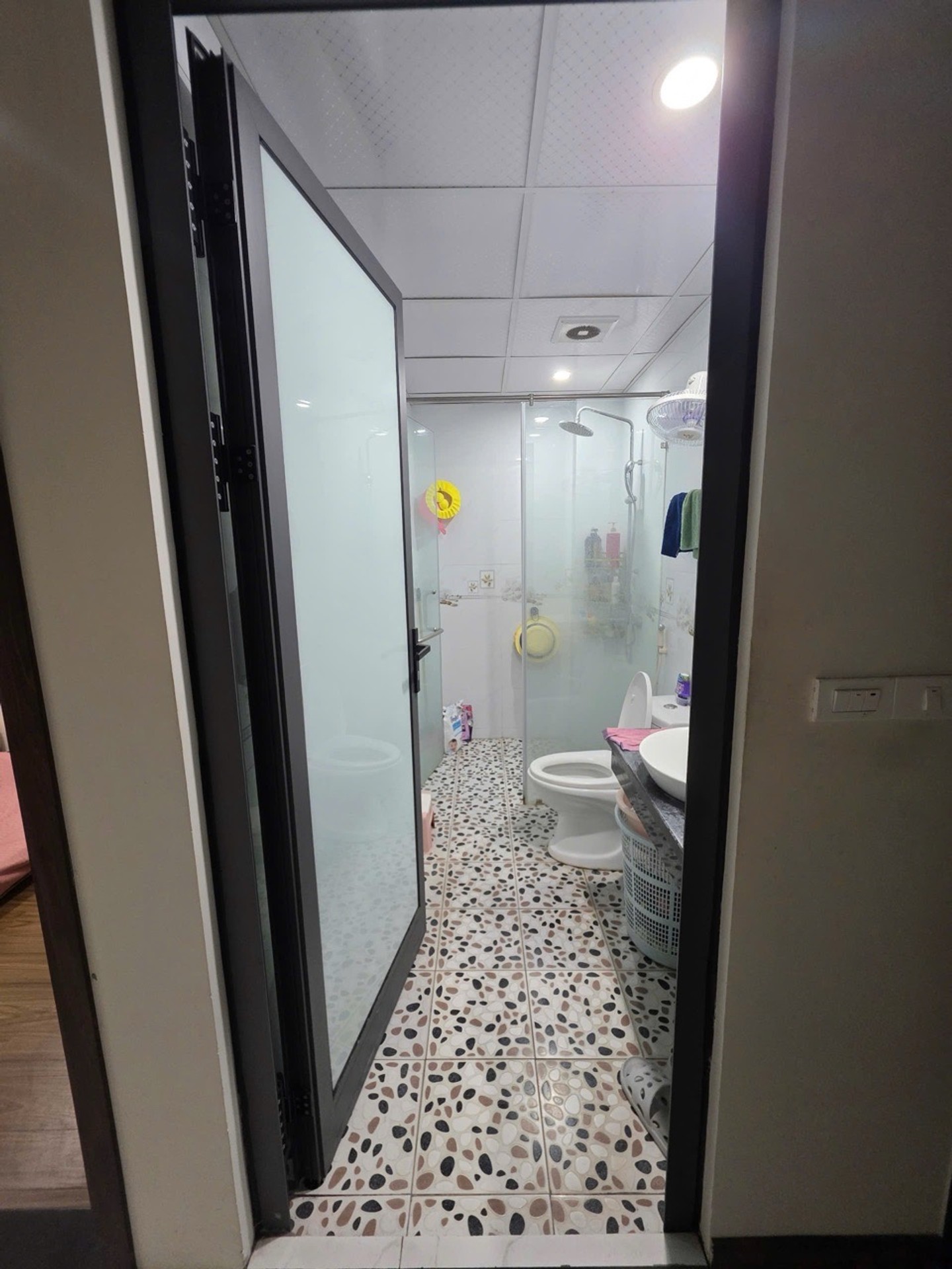 Bán nhà Minh Khai - diện tích 46m2 6 tầng - Ô TÔ VỈA HÈ - giá 23,8 tỷ