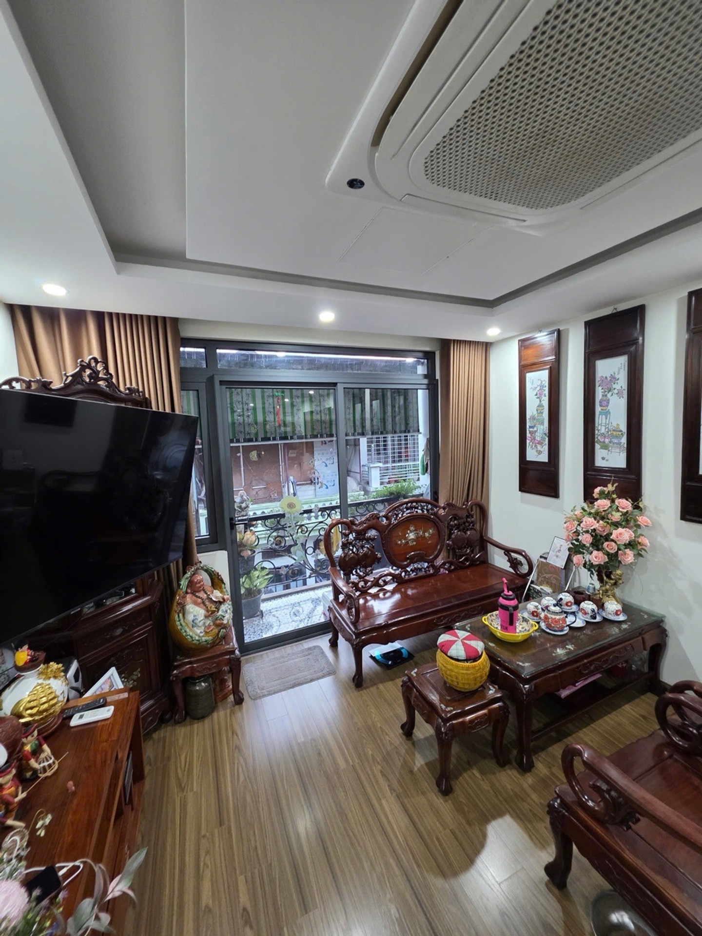 Bán nhà Minh Khai - diện tích 46m2 6 tầng - Ô TÔ VỈA HÈ - giá 23,8 tỷ