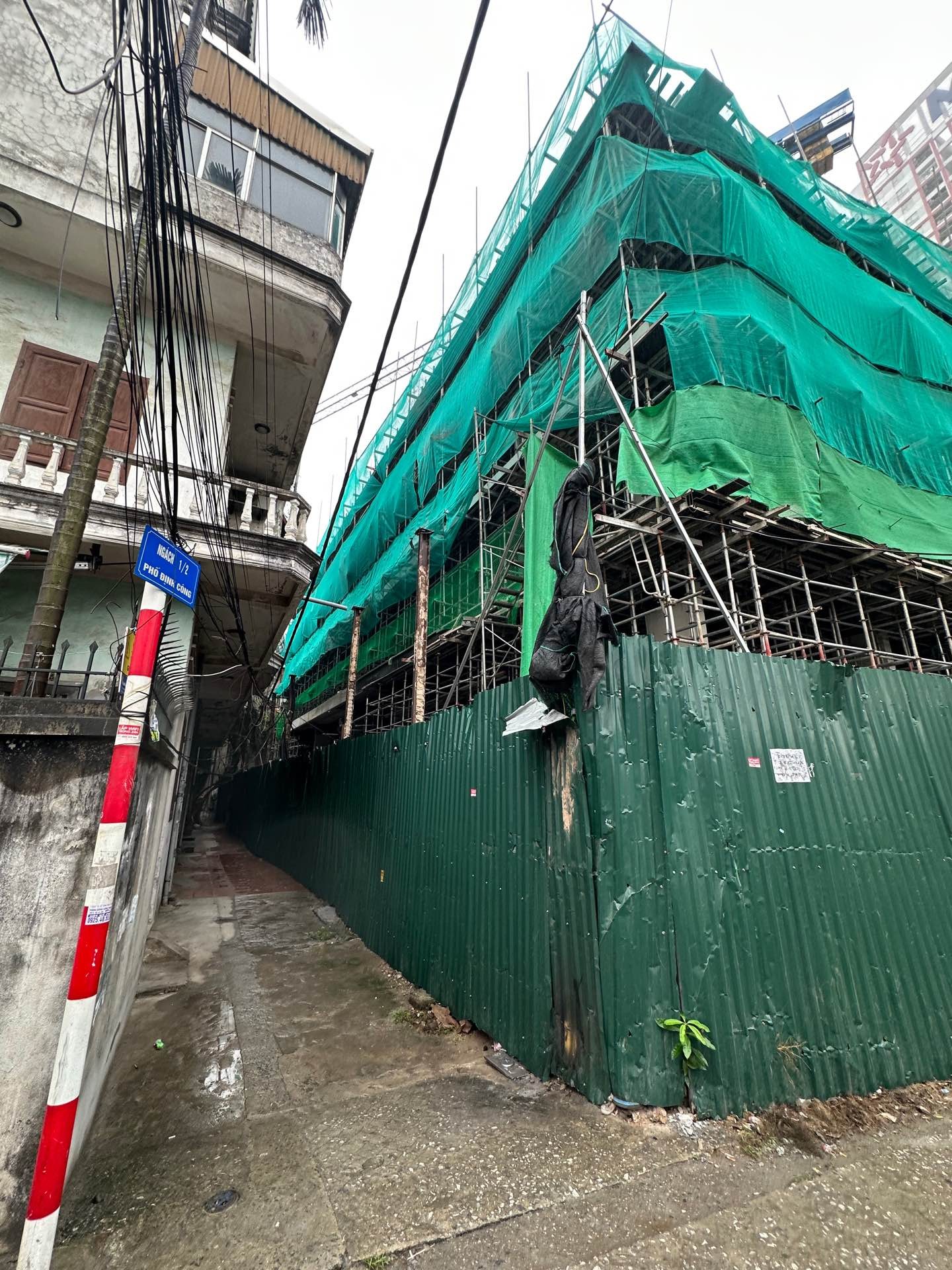 Bán nhà Định Công - diện tích 119m2 10 tầng - Lô góc, 2 mặt phố - giá 9,9 tỷ