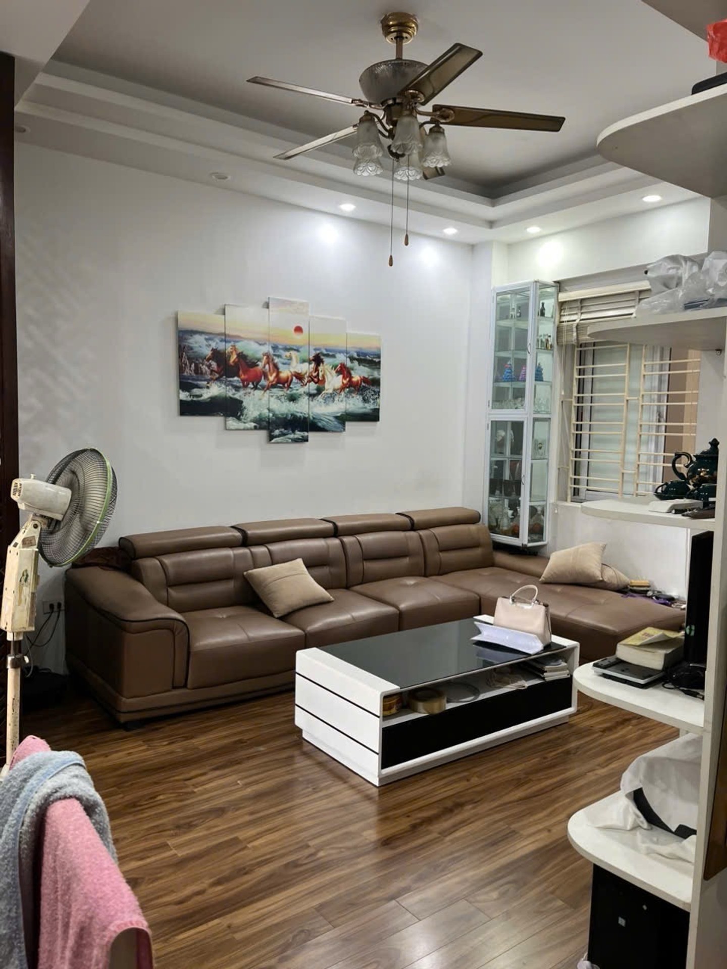 Bán nhà Thịnh Liệt - diện tích 68m2 8 tầng - Lô góc 3 mặt thoáng - giá 6,8 tỷ