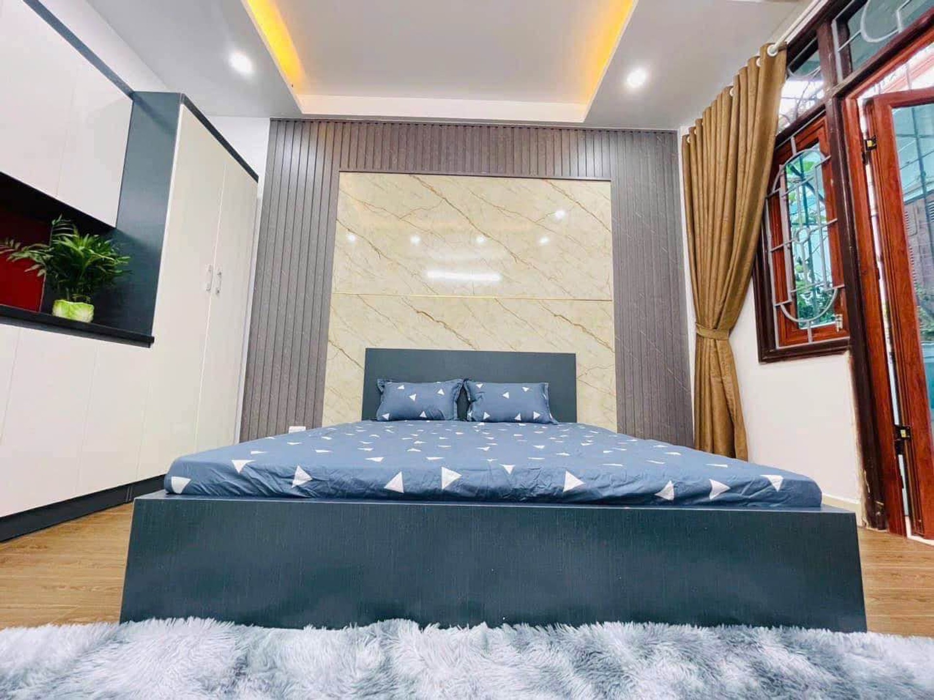 Bán nhà Kim Giang - diện tích 45m2 5 tầng - Nhà dòng tiền cho thuê - giá 10,3 tỷ