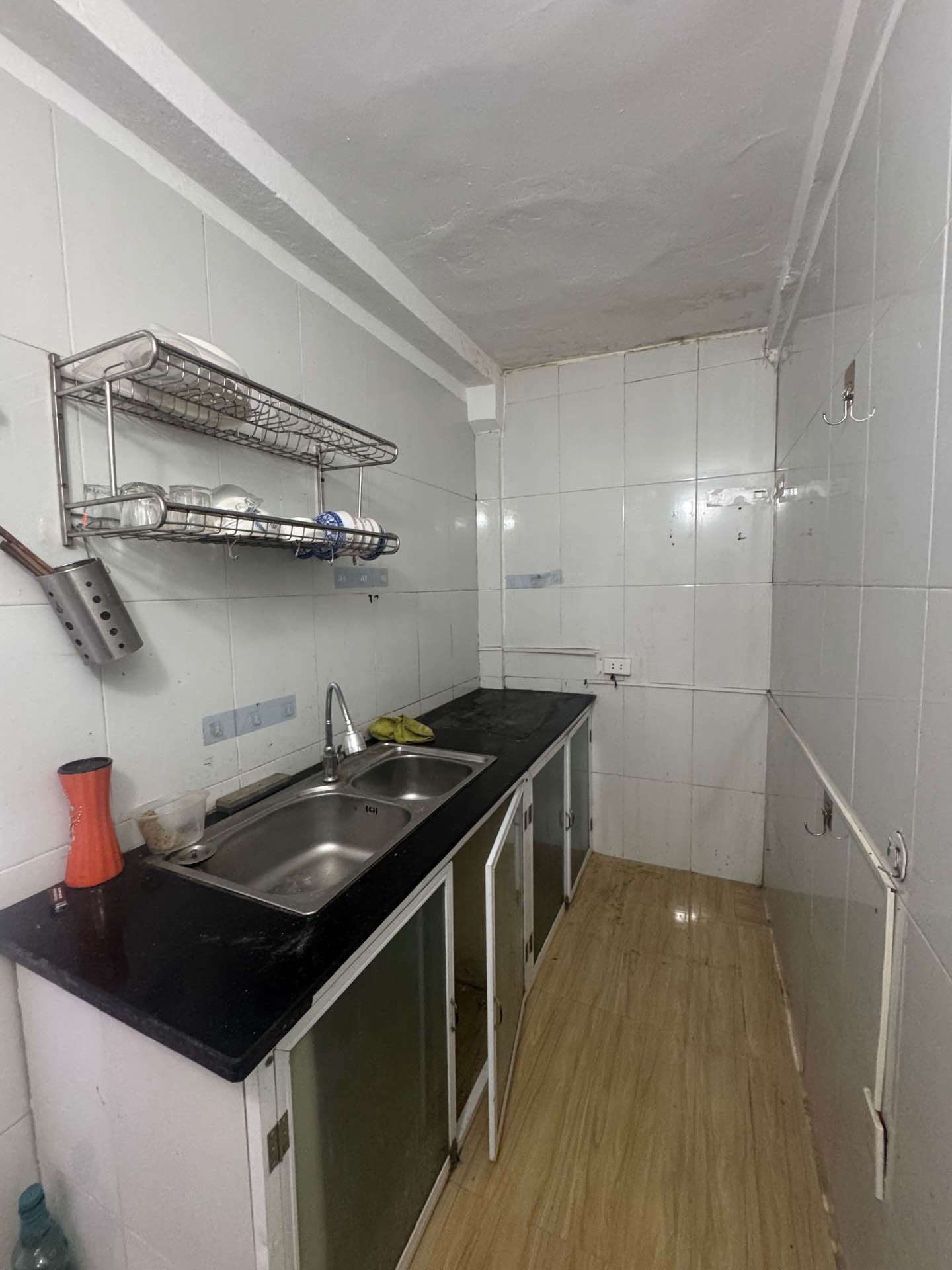 Bán nhà Lê Gia Đỉnh - diện tích 28m2 1.5 tầng - Nhà cũ đã được cải tạo - giá 3,3 tỷ