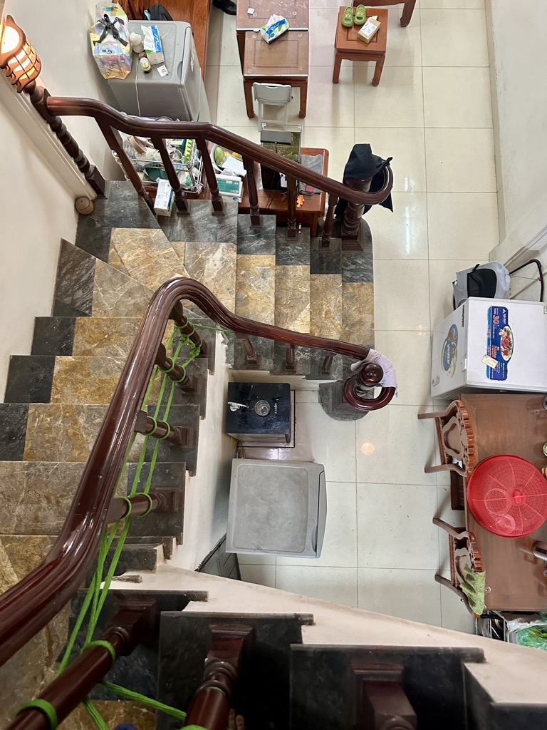 Bán nhà Hoàng Mai - diện tích 34m2 5 tầng - ô tô qua nhà - giá 9 tỷ