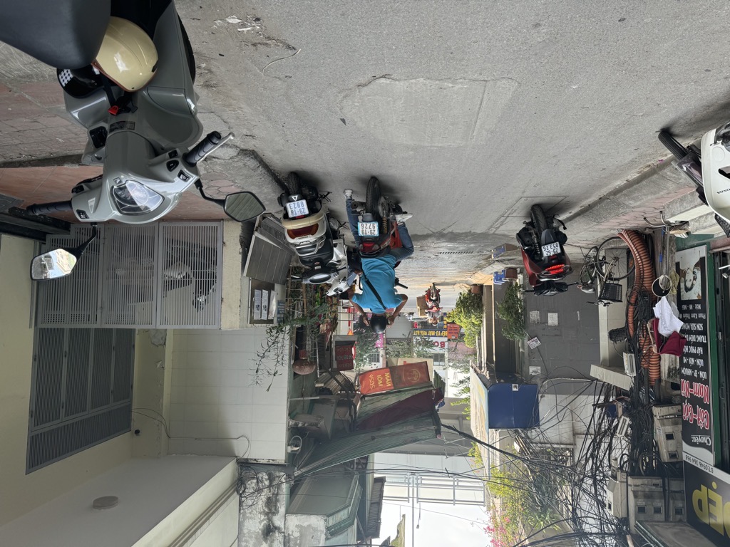 Bán nhà Hoà Bình - diện tích 79m2 6 tầng - Nhà đẹp hiếm có - giá 21 tỷ