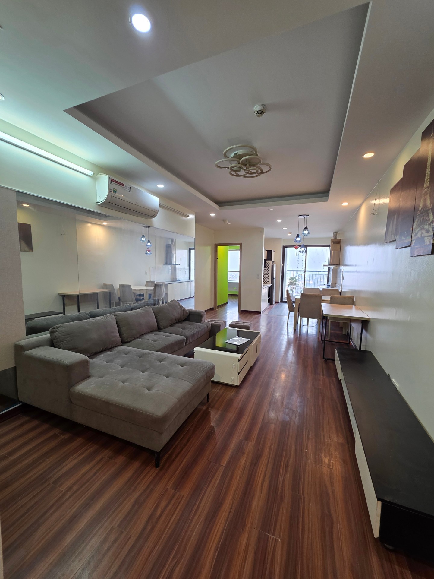 Bán nhà Lĩnh Nam - diện tích 93m2 18 tầng - Căn hộ cao cấp - giá 8,3 tỷ