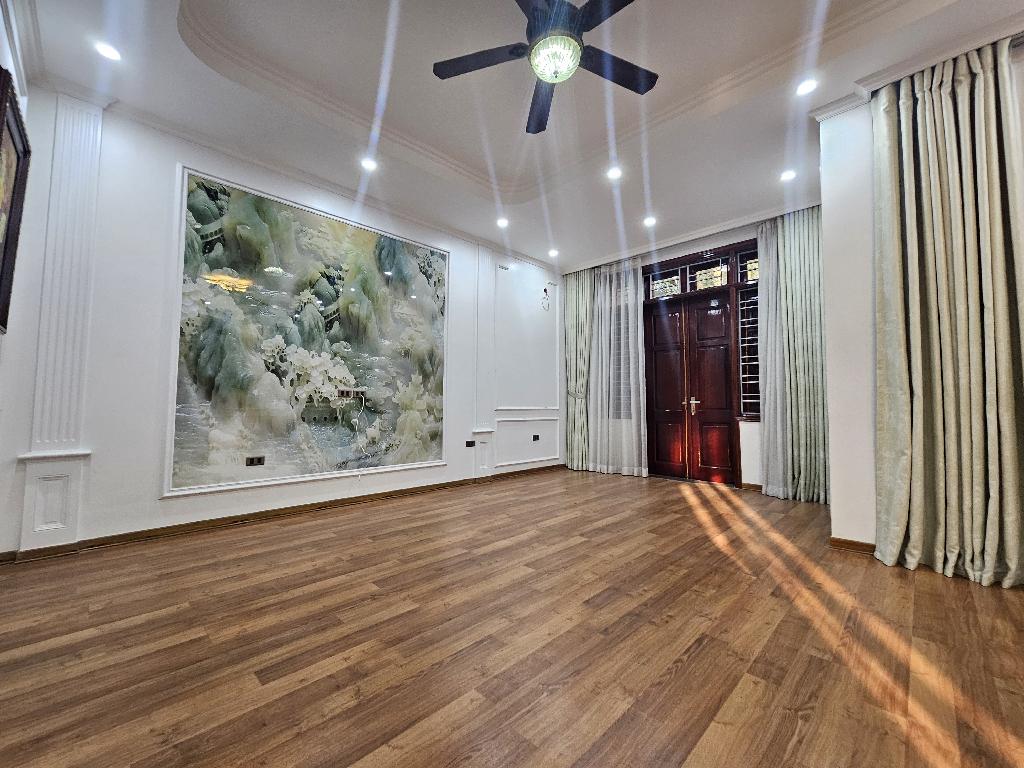 Bán nhà Trung Văn - diện tích 142m2 4 tầng - Bất động sản VIP - giá 36,5 tỷ