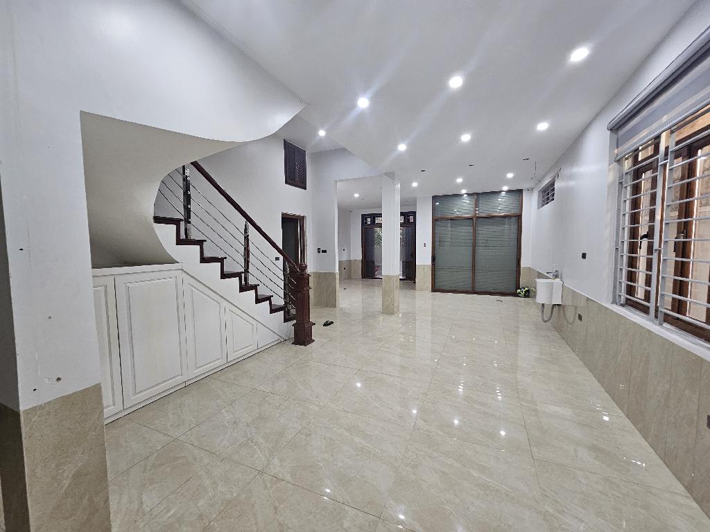 Bán nhà Trung Văn - diện tích 142m2 4 tầng - Bất động sản VIP - giá 36,5 tỷ