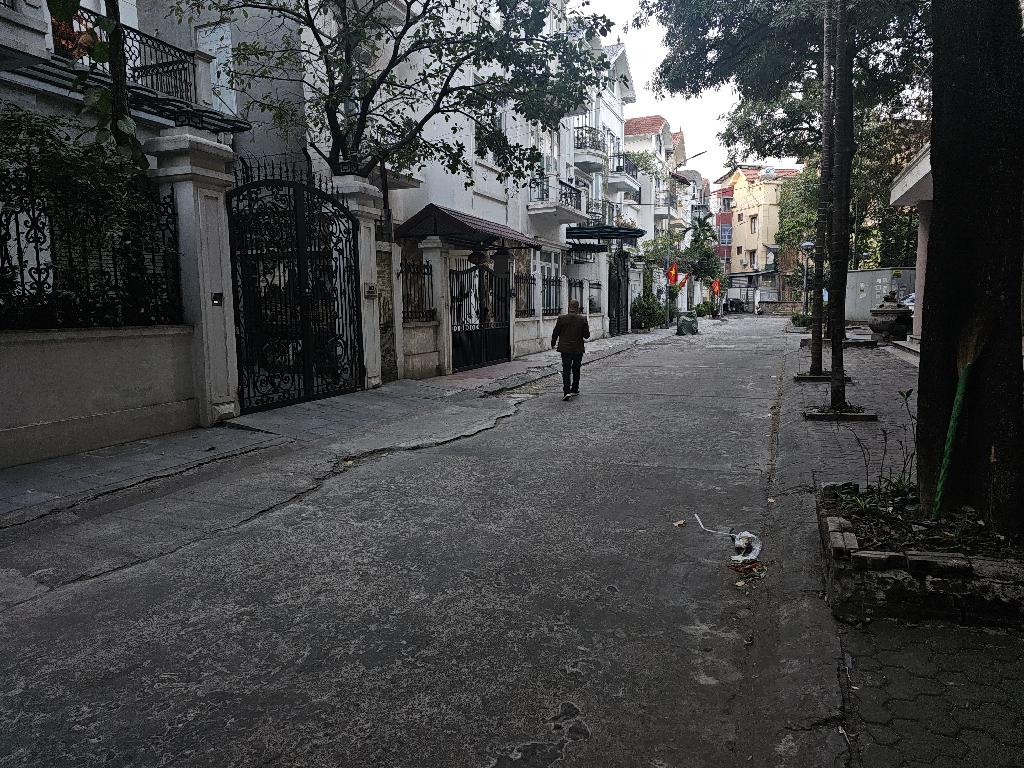 Bán nhà Trung Văn - diện tích 142m2 4 tầng - Bất động sản VIP - giá 36,5 tỷ