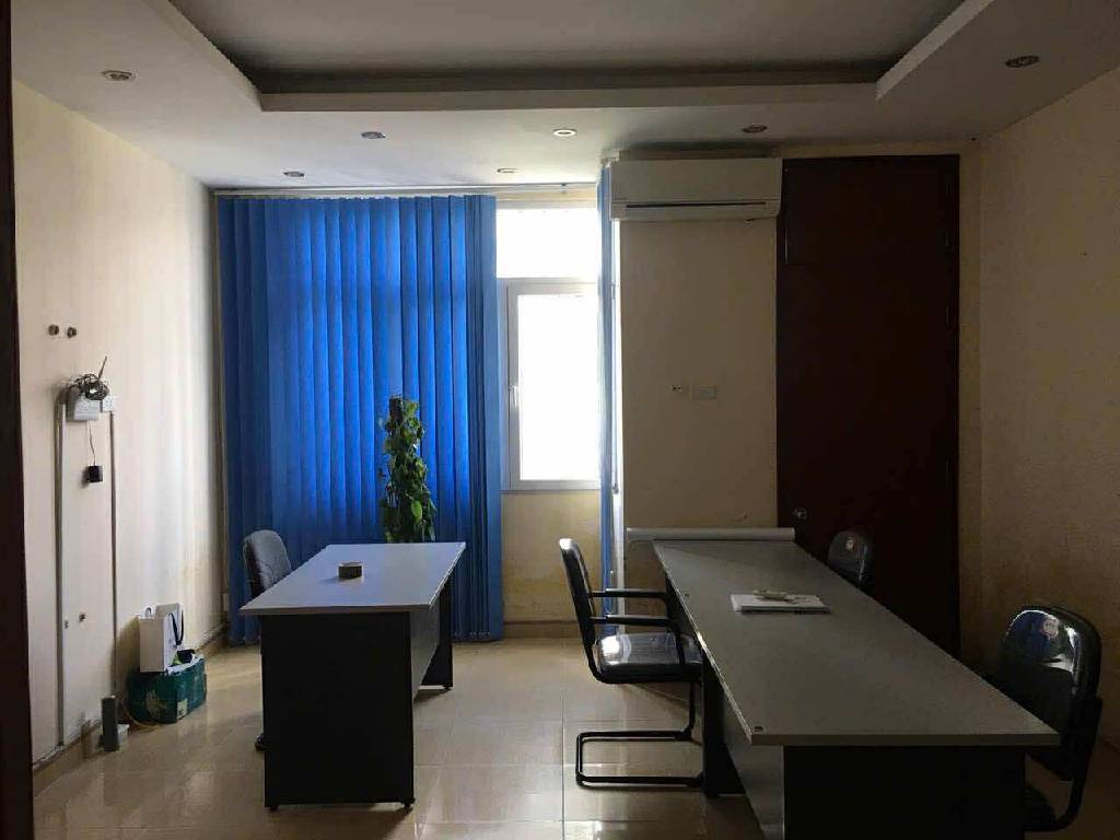 Bán nhà Làng Việt Kiều Châu Âu - diện tích 79m2 4 tầng - view hồ điều hòa - giá 35 tỷ