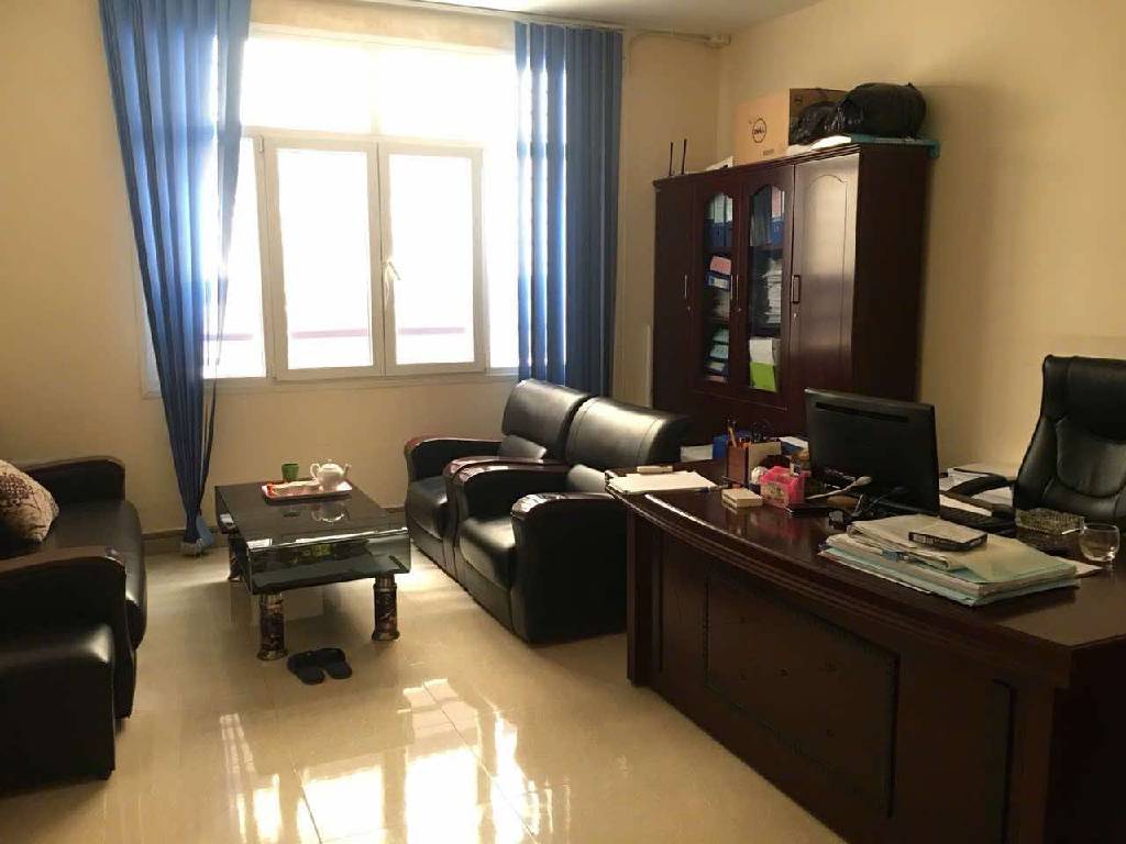 Bán nhà Làng Việt Kiều Châu Âu - diện tích 79m2 4 tầng - view hồ điều hòa - giá 35 tỷ