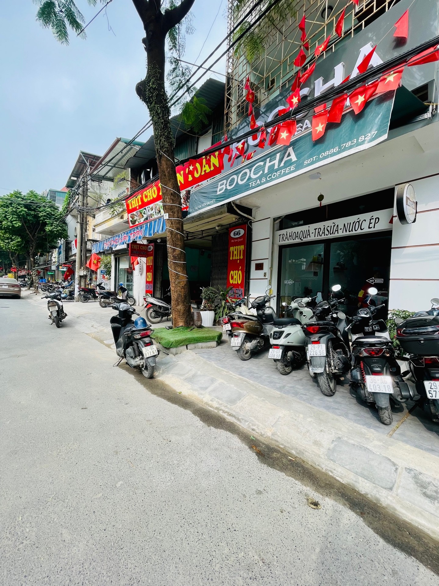 Bán nhà Hạ Yên Quyết - diện tích 54m2 3 tầng - Nhà mặt phố kinh doanh - giá 27,5 tỷ