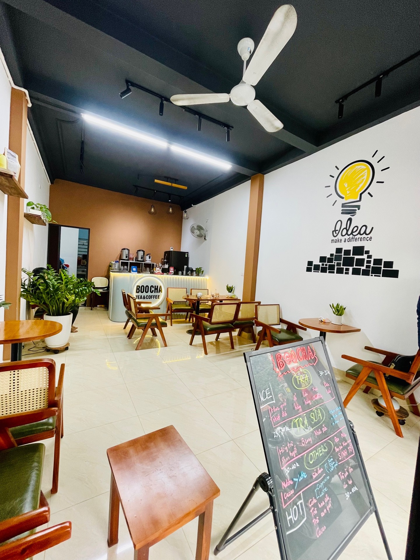 Bán nhà Hạ Yên Quyết - diện tích 54m2 3 tầng - Nhà mặt phố kinh doanh - giá 27,5 tỷ