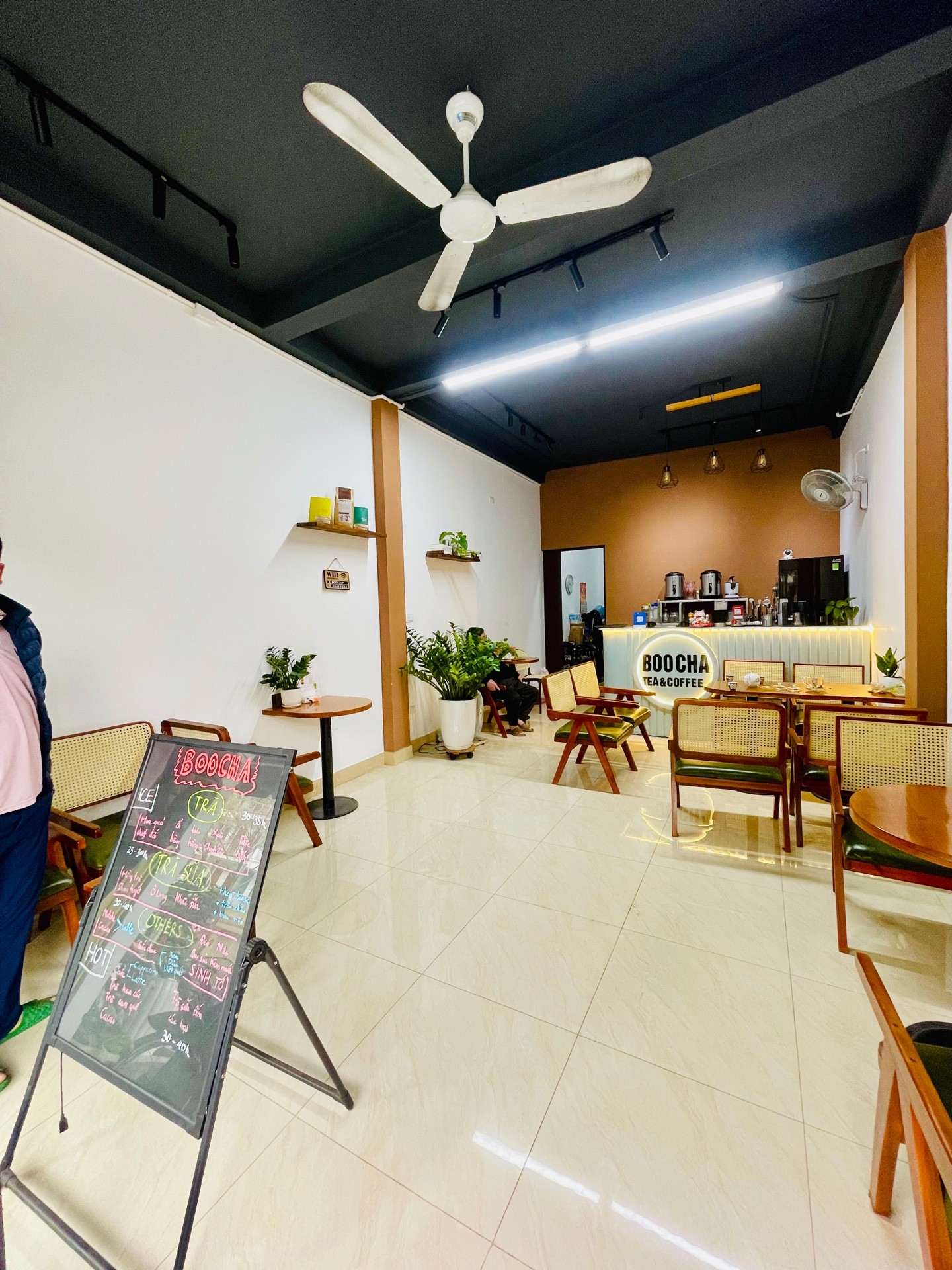 Bán nhà Hạ Yên Quyết - diện tích 54m2 3 tầng - Nhà mặt phố kinh doanh - giá 27,5 tỷ