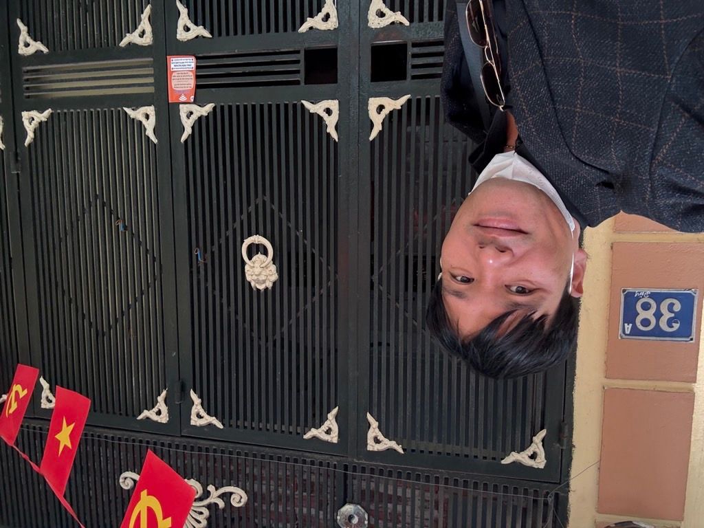 Bán nhà Cự Lộc - diện tích 121m2 4 tầng - ô tô vào nhà - giá 33 tỷ