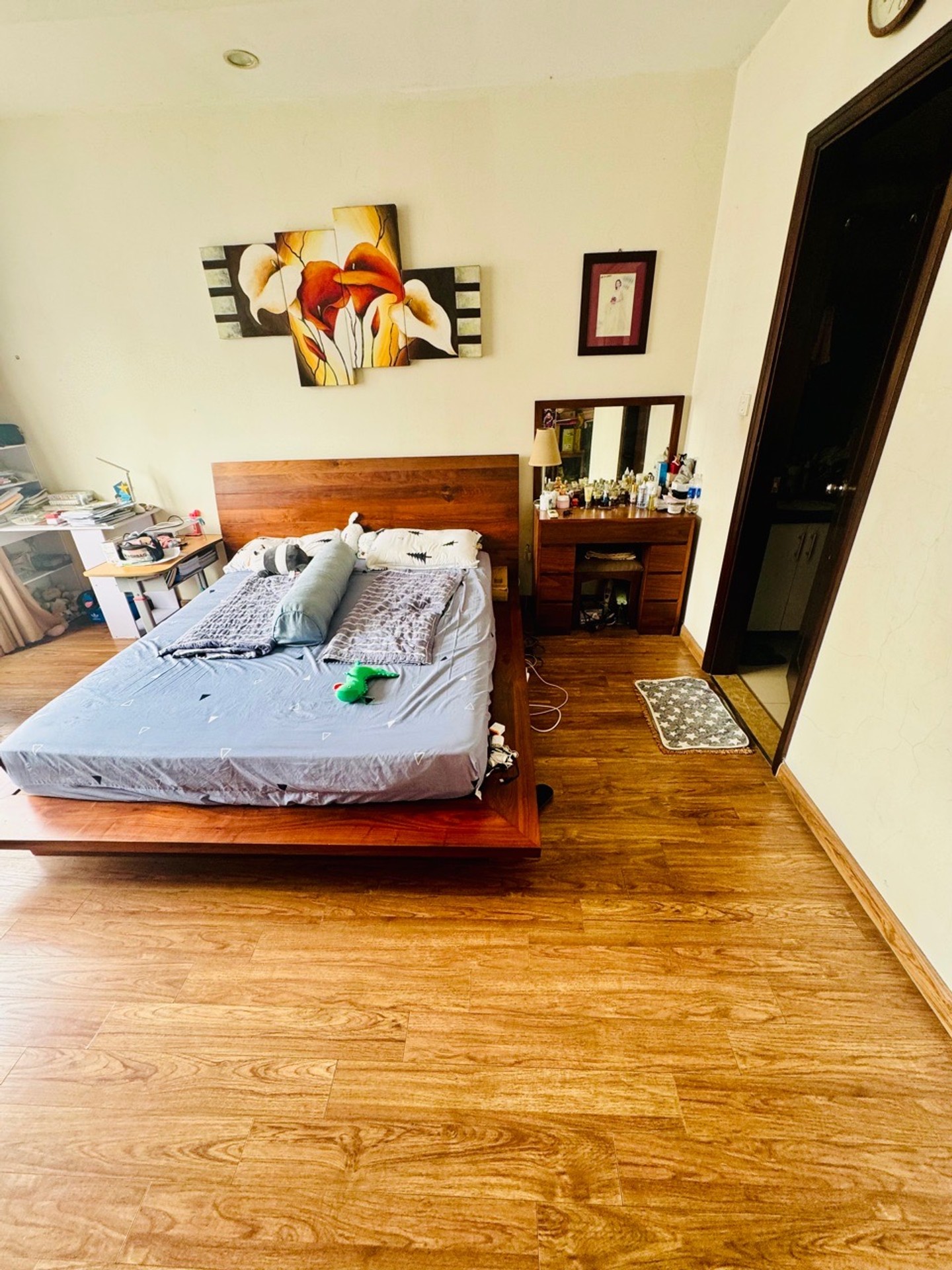 Bán nhà Minh Khai - diện tích 87m2 19 tầng - Căn hộ cao cấp Vinhomes Times City - giá 11,85 tỷ