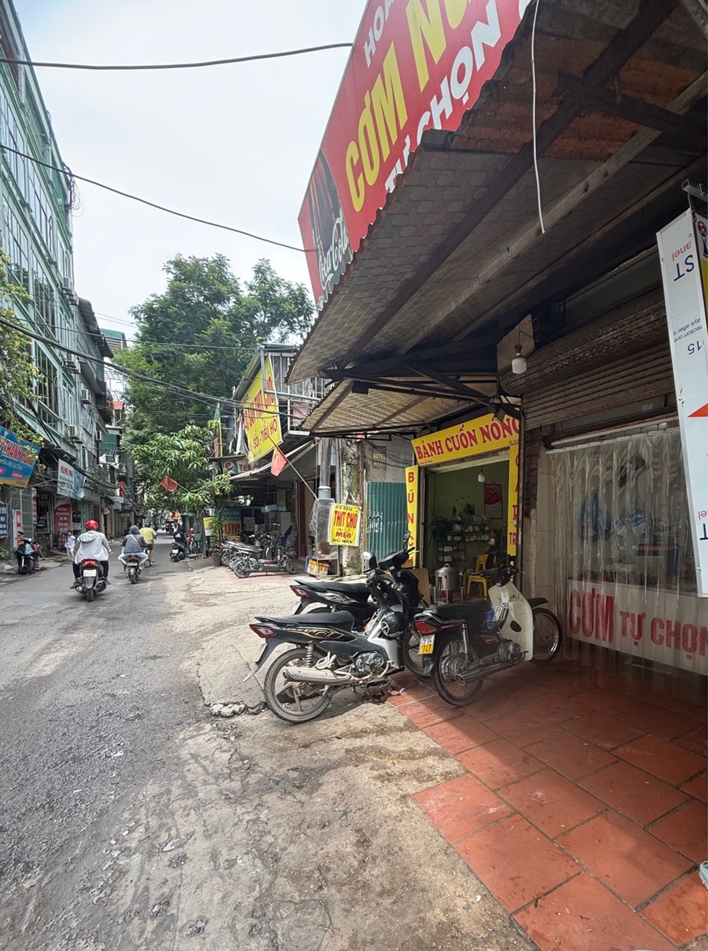 Bán nhà Vũ Hữu - diện tích 40m2 1 tầng - Lô góc, kinh doanh đỉnh - giá 2 tỷ