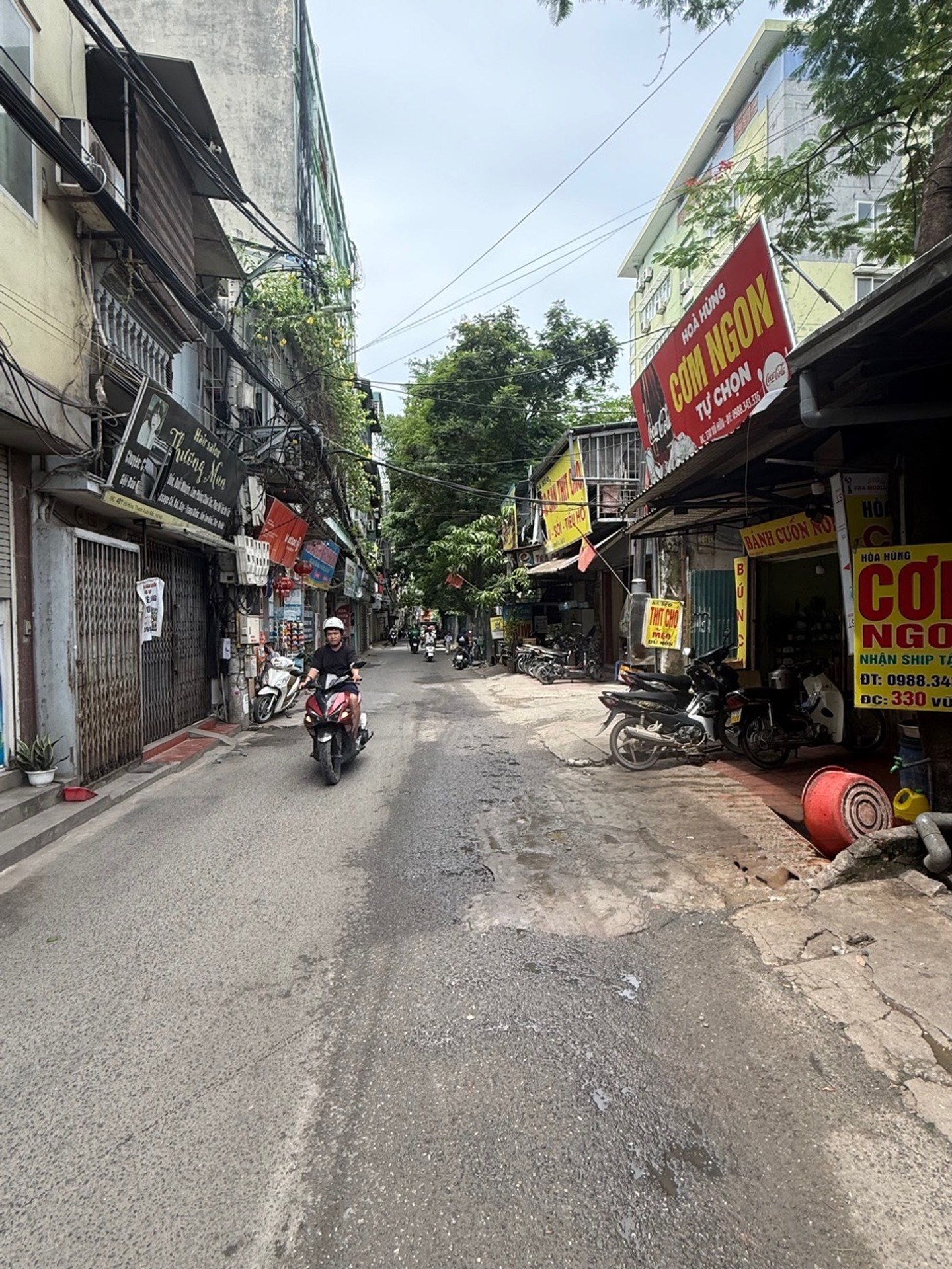 Bán nhà Vũ Hữu - diện tích 40m2 1 tầng - Lô góc, kinh doanh đỉnh - giá 2 tỷ