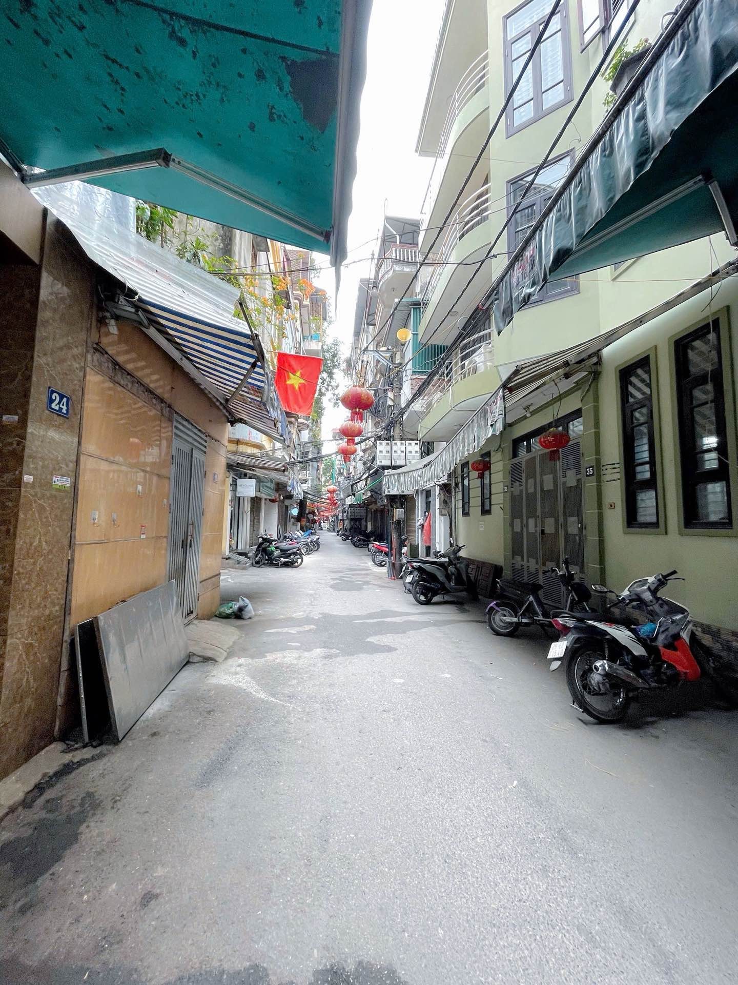 Bán nhà Hồng Mai - diện tích 45m2 5 tầng - Nhà đẹp hiếm có - giá 11,3 tỷ