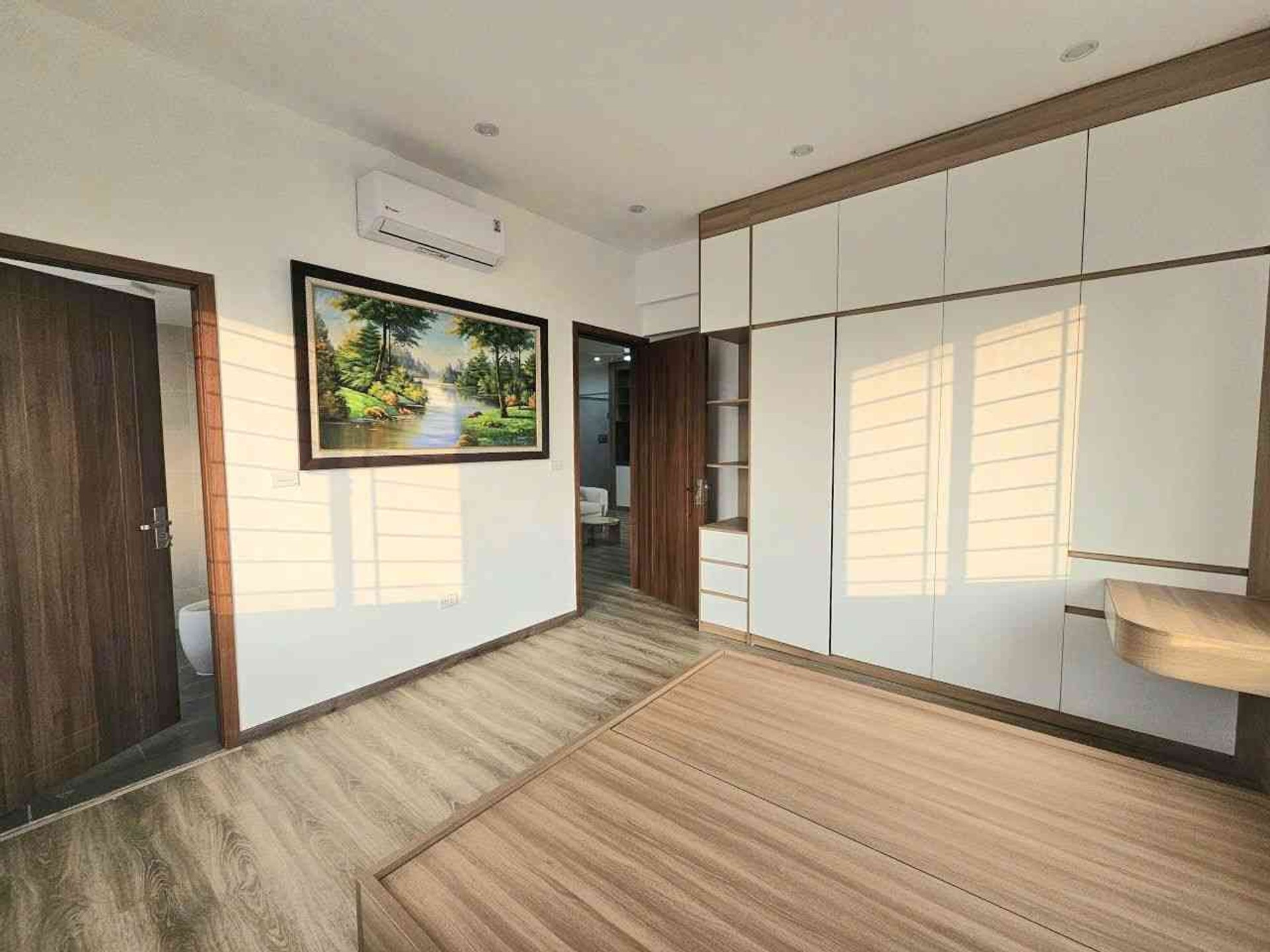 Bán nhà Nghiêm Xuân Yêm - diện tích 86m2 14 tầng - Lô góc 2 mặt thoáng - giá 6,8 tỷ