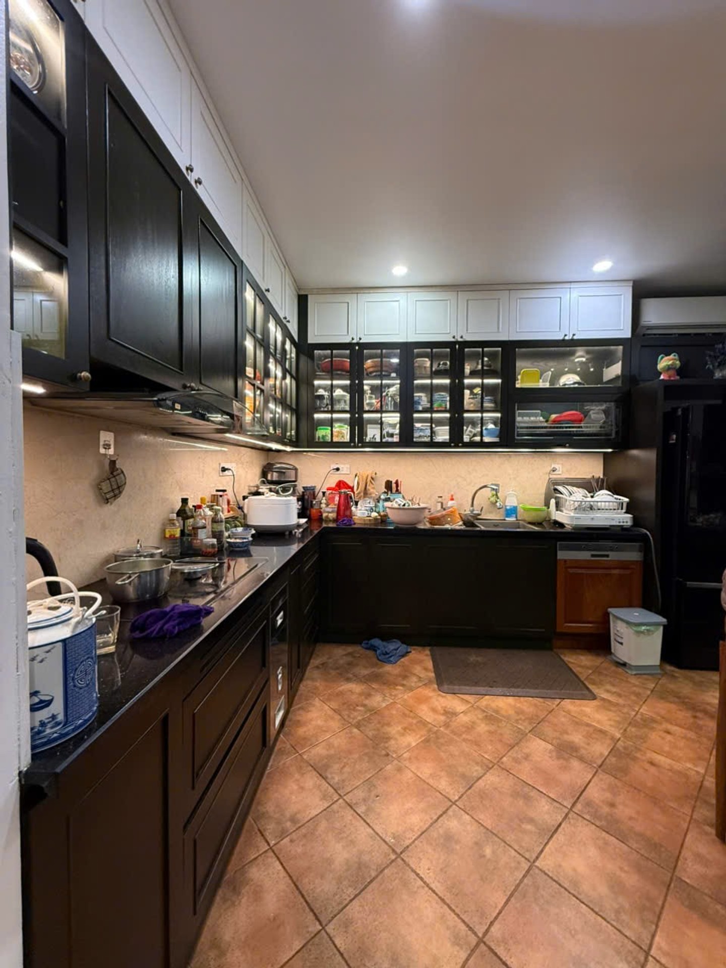 Bán nhà Khâm Thiên - diện tích 95m2 5 tầng - Lô góc 2 mặt thoáng - giá 66 tỷ