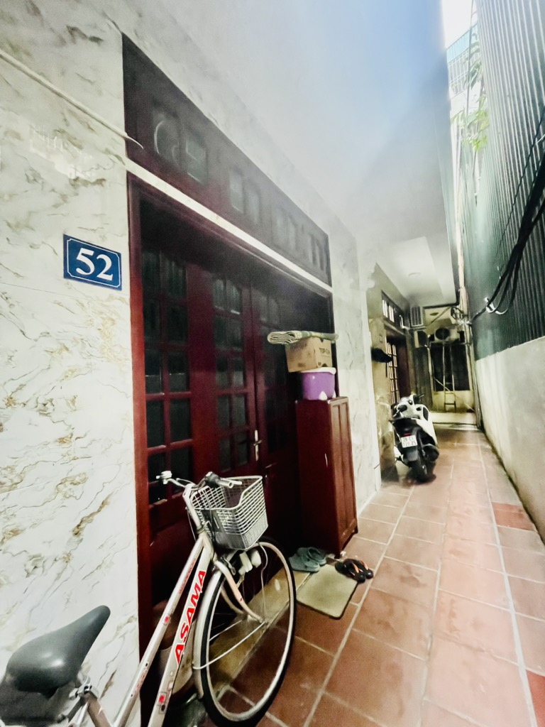 Bán nhà Minh Khai - diện tích 40m2 4 tầng - Nhà dân xây chắc chắn - giá 8,5 tỷ