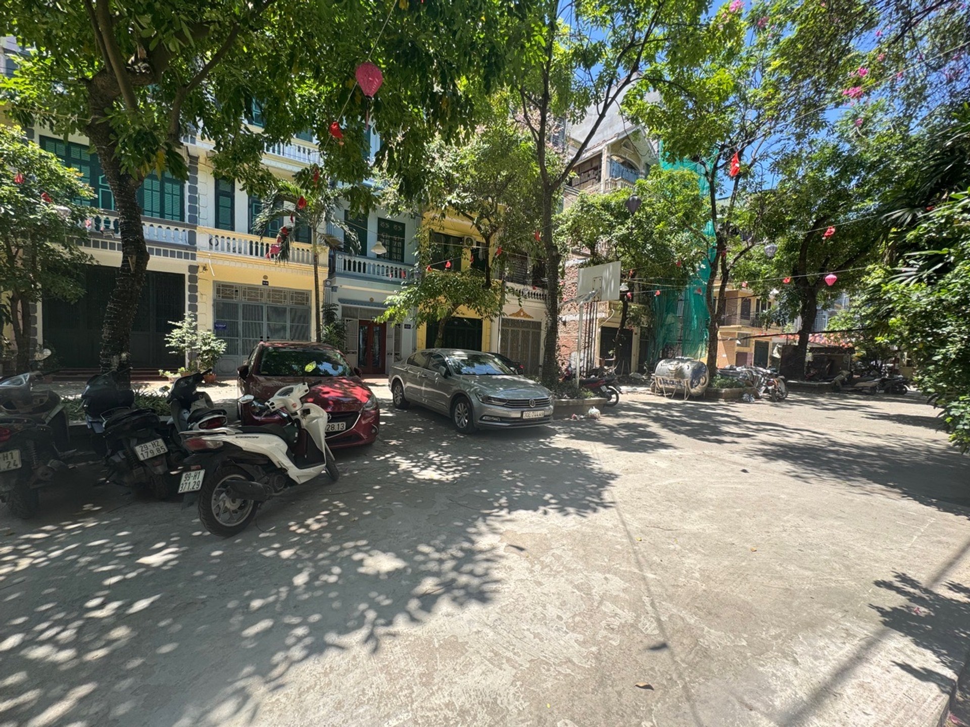 Bán nhà Lô D4 KĐT Mới Đại Kim - diện tích 51m2 5 tầng - Nhà đẹp, gần công viên - giá 23,8 tỷ