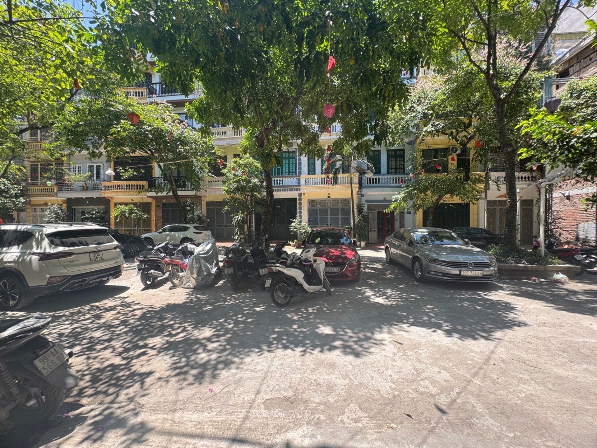 Bán nhà Lô D4 KĐT Mới Đại Kim - diện tích 51m2 5 tầng - Nhà đẹp, gần công viên - giá 23,8 tỷ