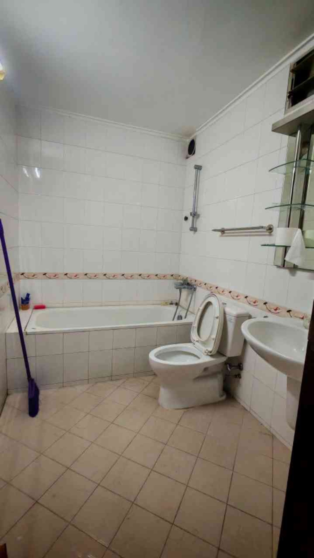 Bán nhà 177 - diện tích 177m2 4 tầng - Biệt thự sân vườn giữa trung tâm - giá 53 tỷ