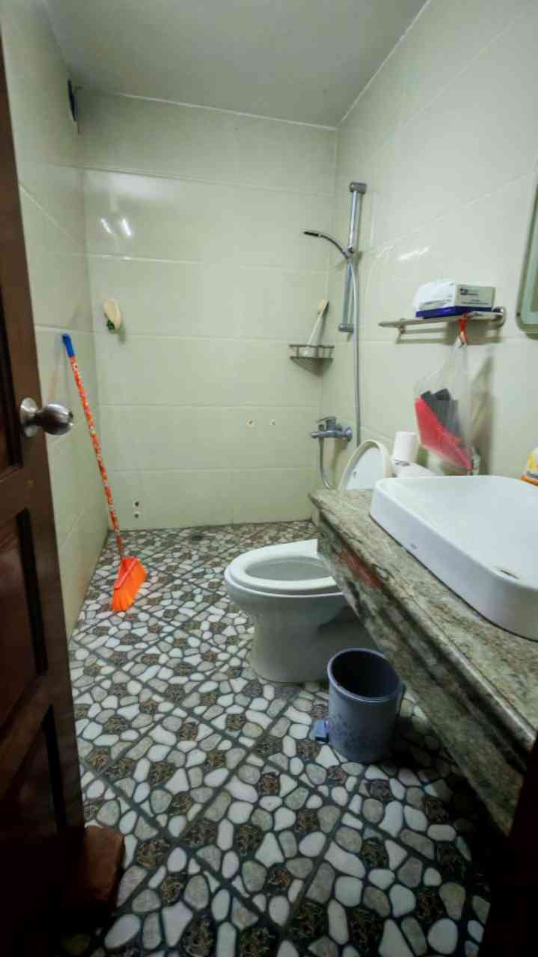 Bán nhà 177 - diện tích 177m2 4 tầng - Biệt thự sân vườn giữa trung tâm - giá 53 tỷ
