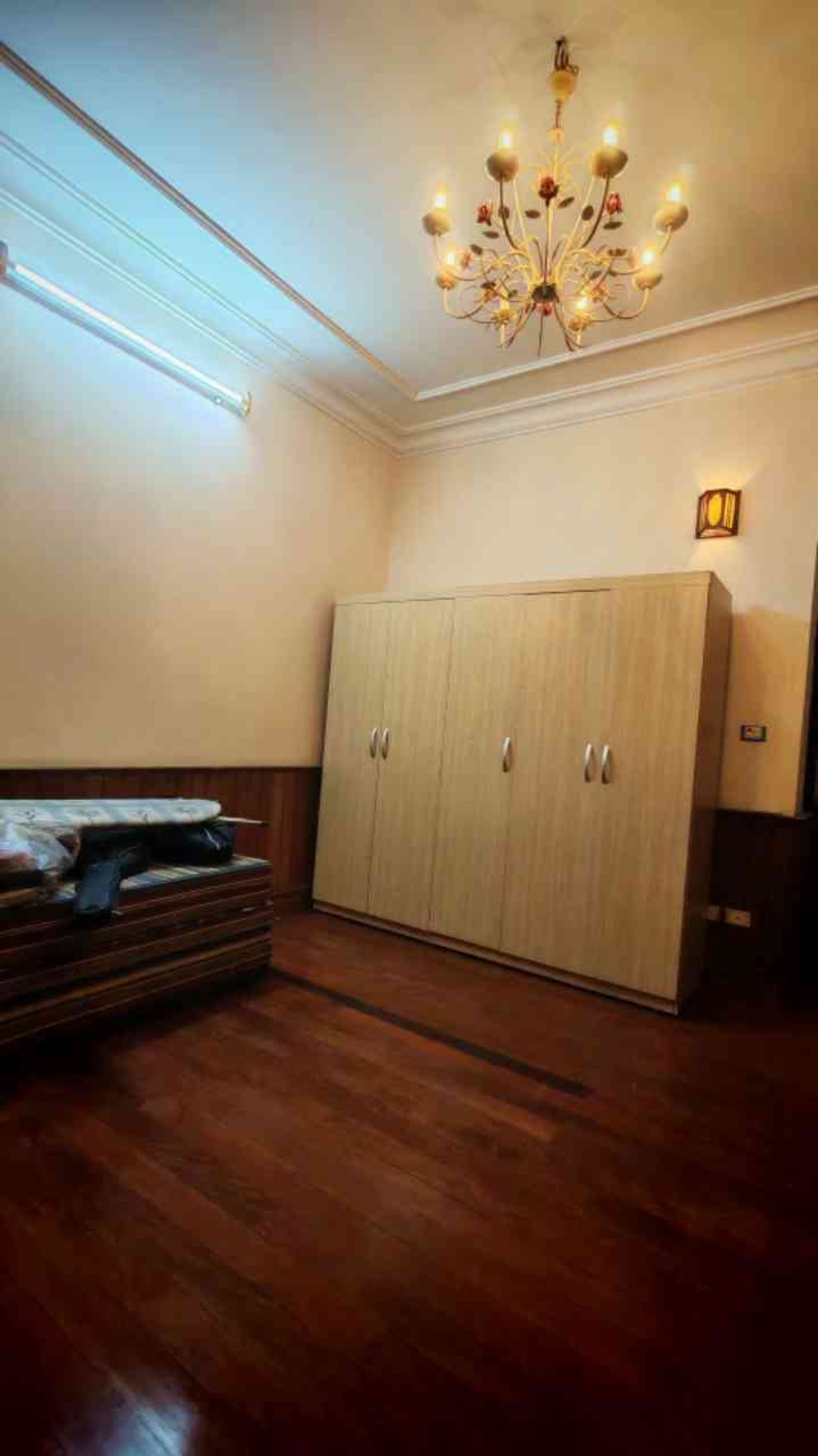 Bán nhà 177 - diện tích 177m2 4 tầng - Biệt thự sân vườn giữa trung tâm - giá 53 tỷ