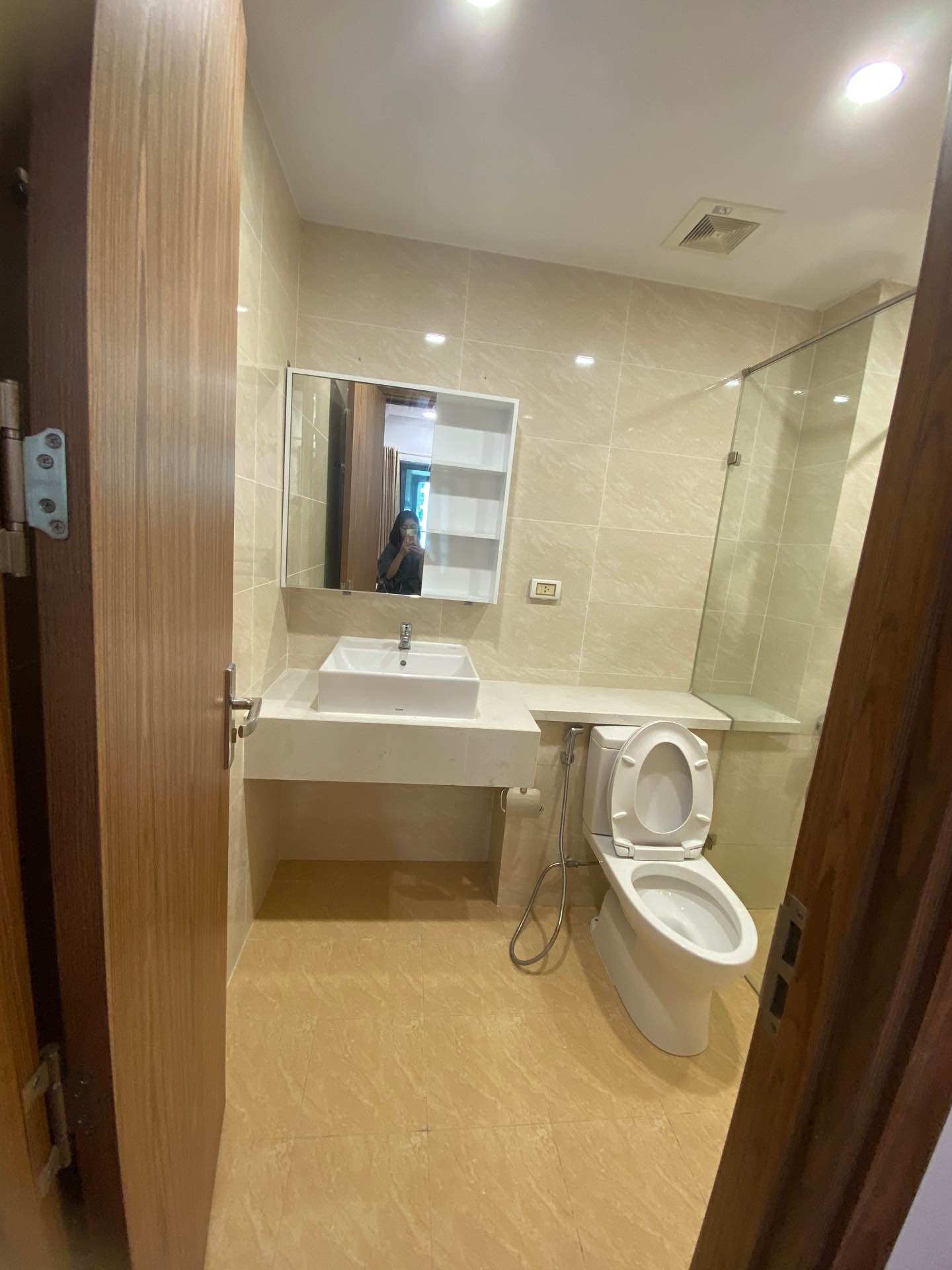 Bán nhà Nguyễn Xiển - diện tích 74m2 1 tầng - Căn hộ chung cư Ecogreen - giá 6,8 tỷ