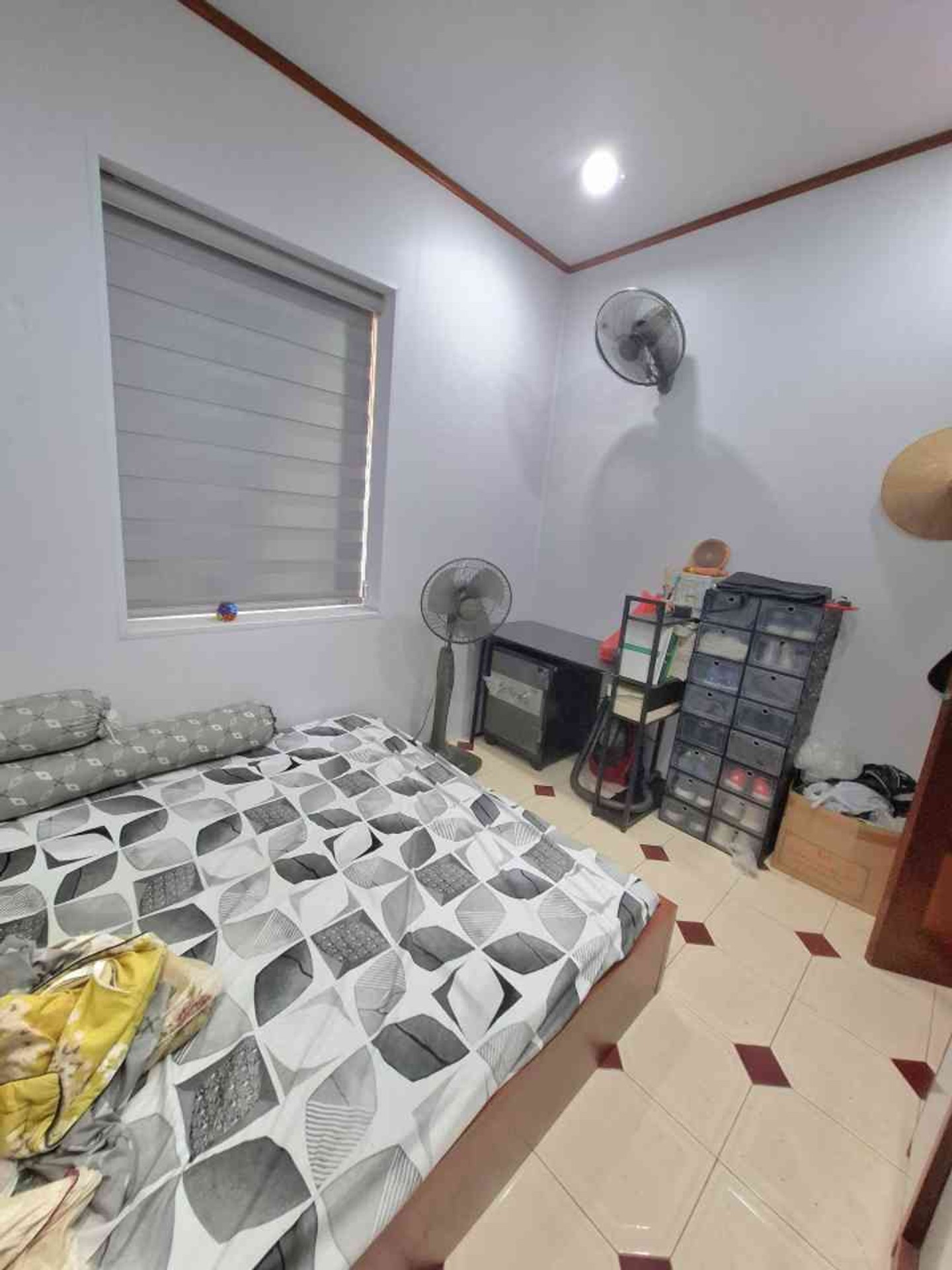 Bán nhà Giáp Bát - diện tích 120m2 4 tầng - Ô TÔ ĐỖ CHÂN CẦU THANG KHU TẬP THỂ - giá 6,5 tỷ