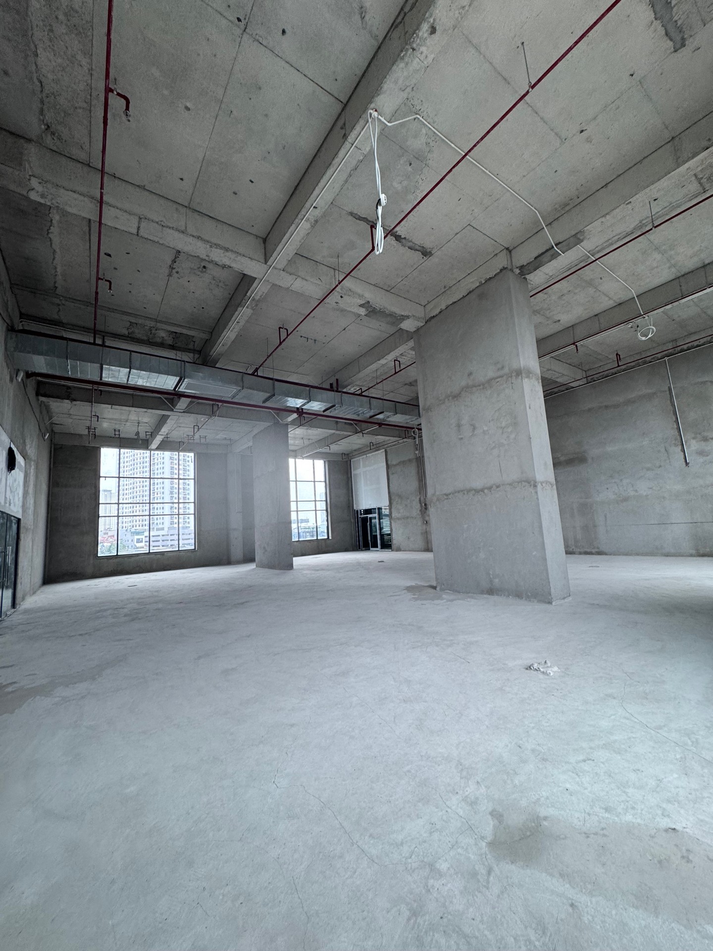 Bán nhà Tố Hữu - diện tích 1663m2 1 tầng - Thoáng trước, sau - giá 83 tỷ