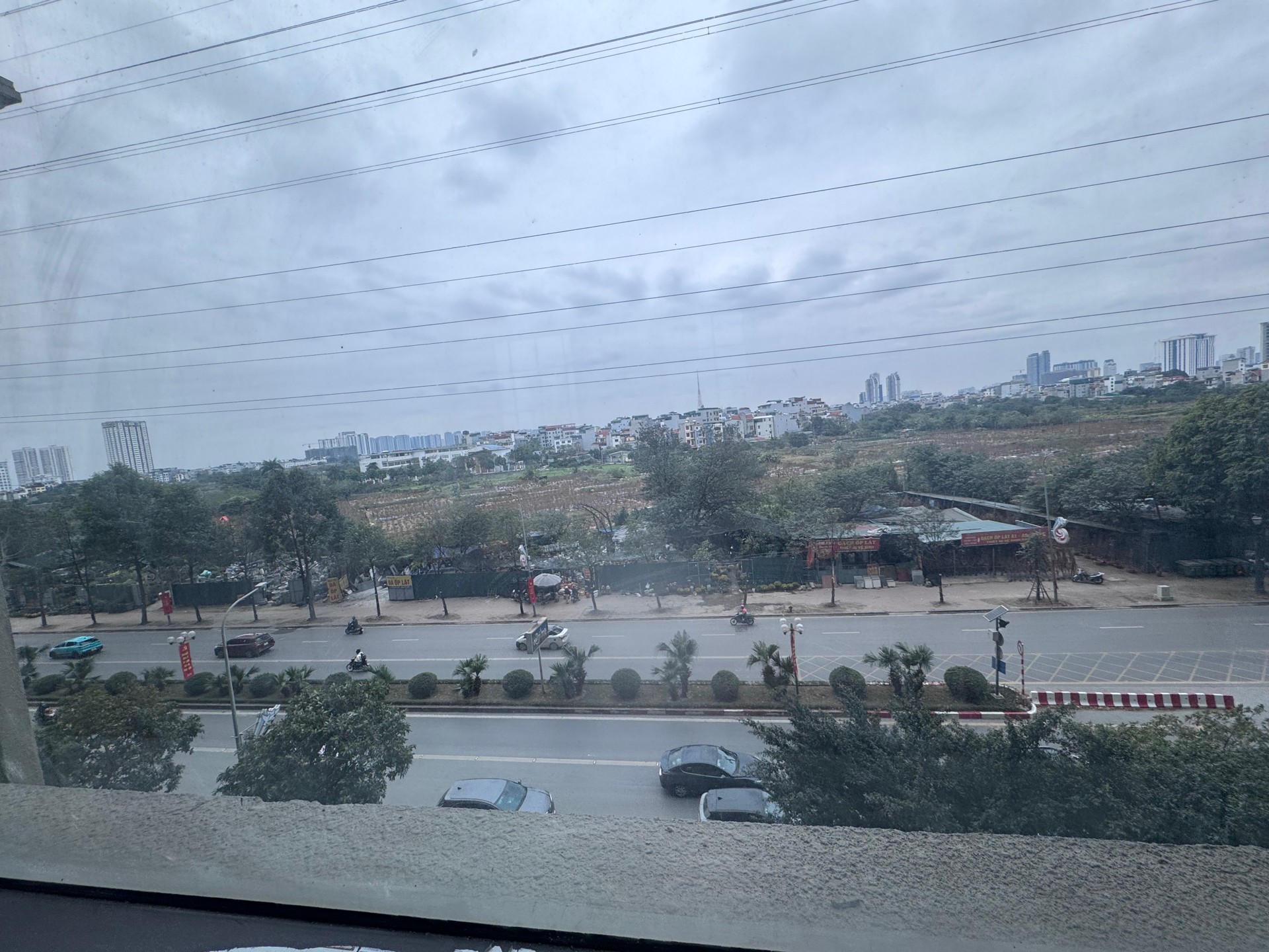 Bán nhà Tố Hữu - diện tích 1663m2 1 tầng - Thoáng trước, sau - giá 83 tỷ