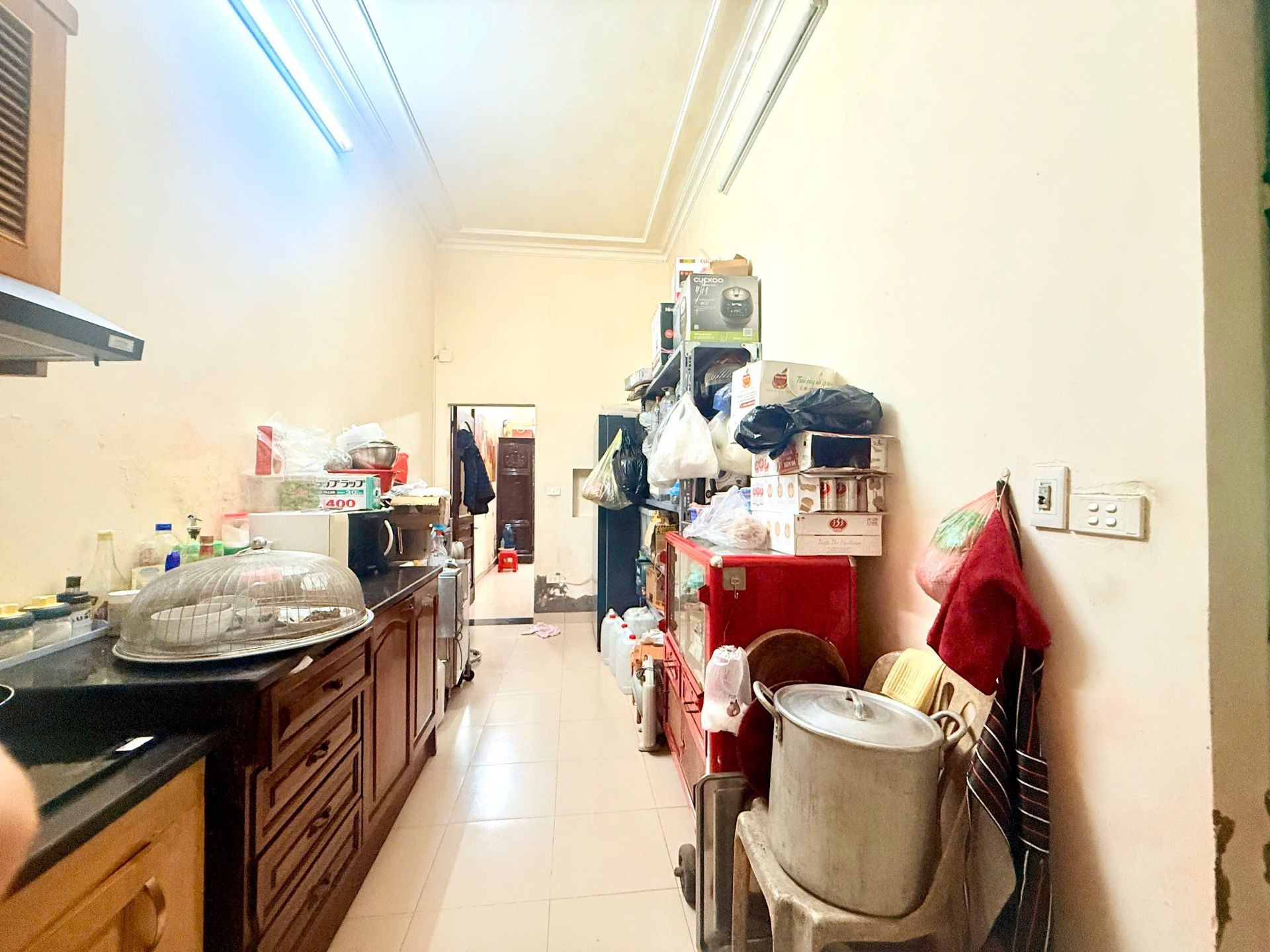 Bán nhà Kim Mã - diện tích 76m2 2 tầng - Thoáng trước, sau - giá 27 tỷ