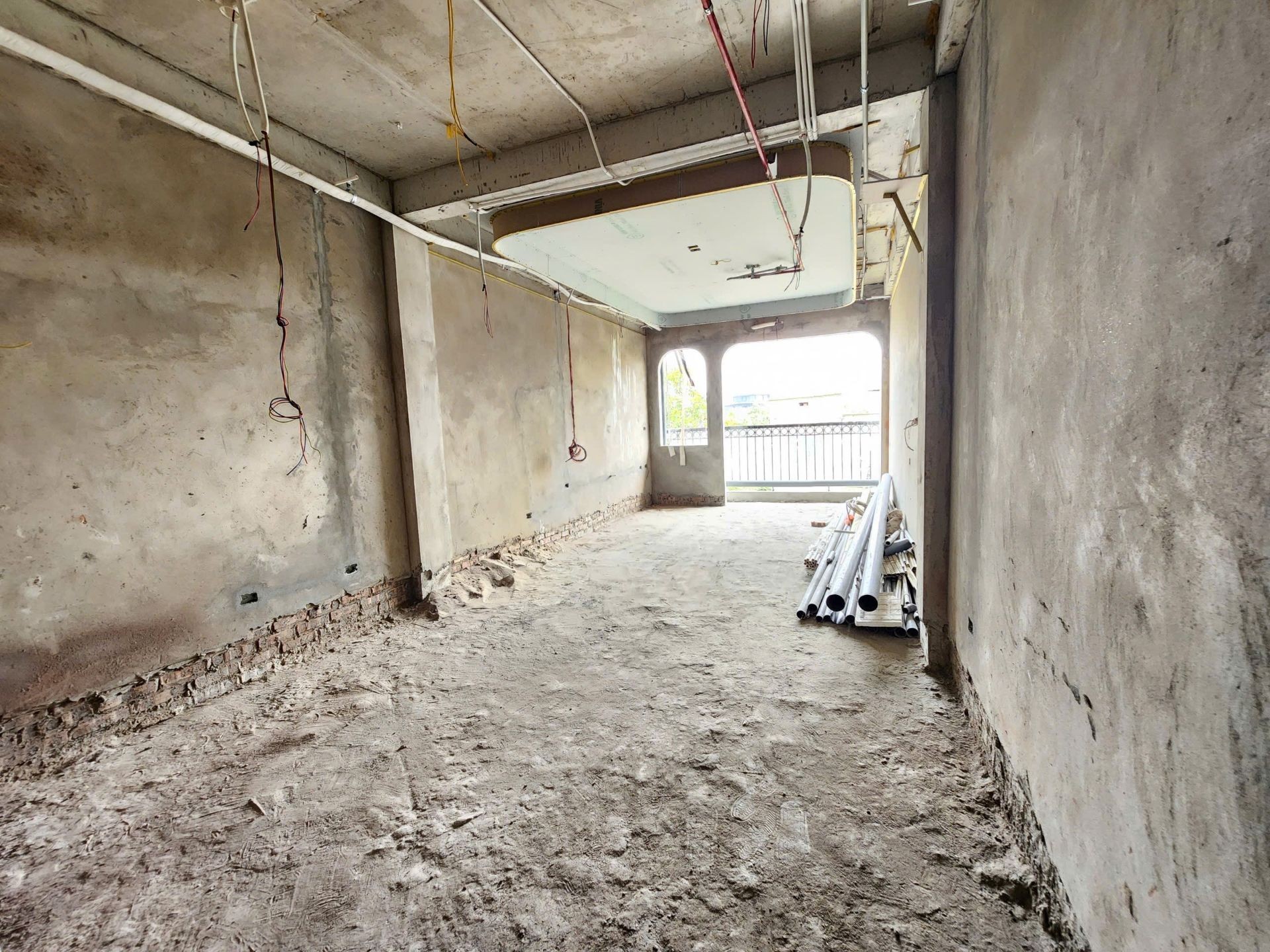 Bán nhà Lương Thế Vinh - diện tích 76m2 7 tầng - Thoáng trước, sau - giá 28,3 tỷ