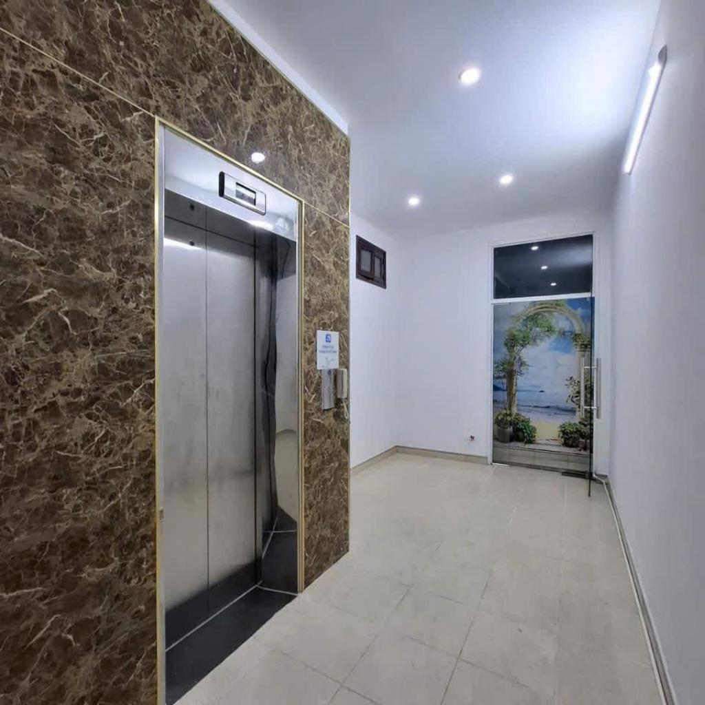 Bán nhà Nguyễn Xiển - diện tích 50.3m2 7 tầng - MẶT PHỐ THANG MÁY - giá 29,9 tỷ