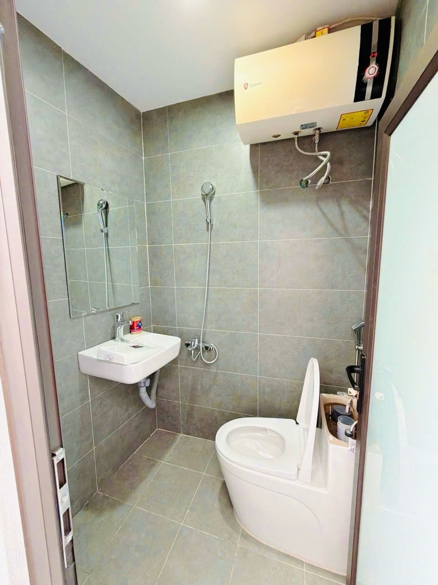 Bán nhà Định Công Thượng - diện tích 22m2 3 tầng - Ngõ ô tô tránh - giá Nhỉnh 2 tỷ