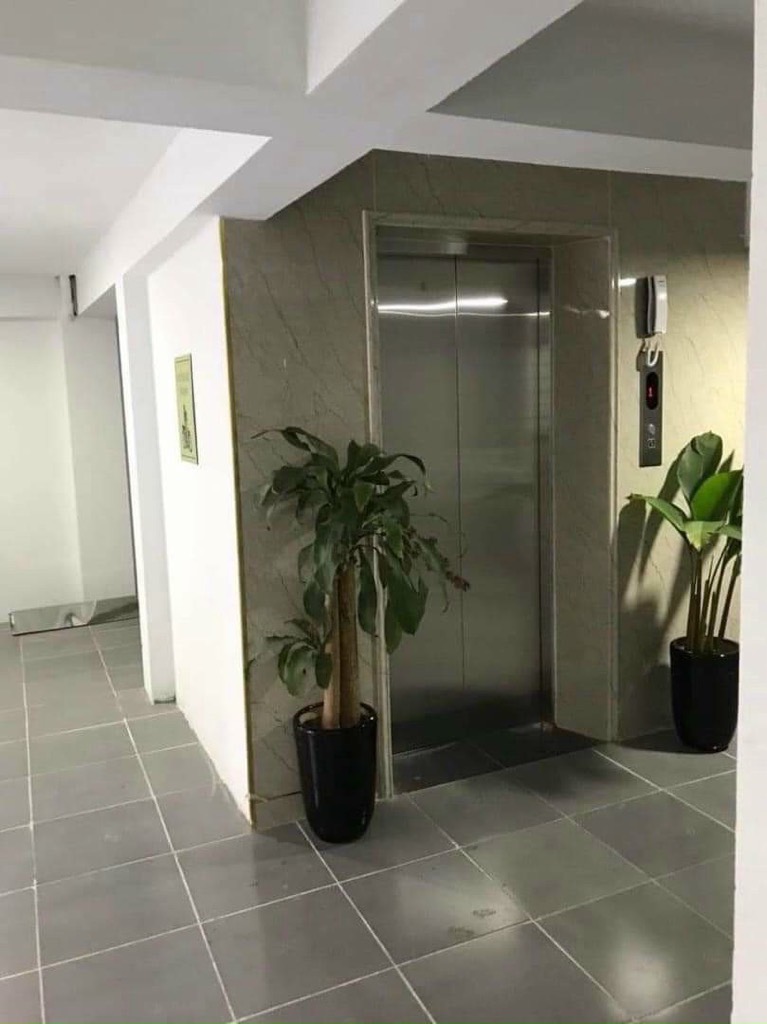 Bán nhà Mễ Trì Thượng - diện tích 85m2 7 tầng - Lô góc 3 mặt thoáng - giá 27,5 tỷ