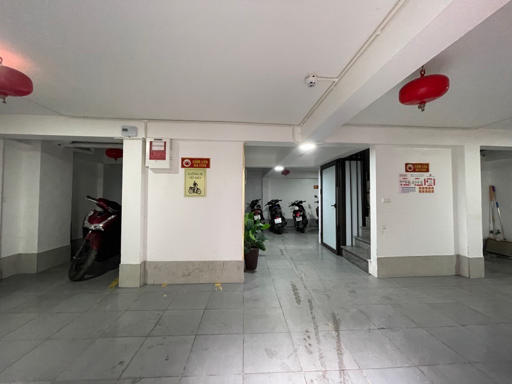 Bán nhà Mễ Trì Thượng - diện tích 85m2 7 tầng - Lô góc 3 mặt thoáng - giá 27,5 tỷ