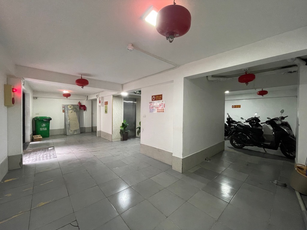 Bán nhà Mễ Trì Thượng - diện tích 85m2 7 tầng - Lô góc 3 mặt thoáng - giá 27,5 tỷ