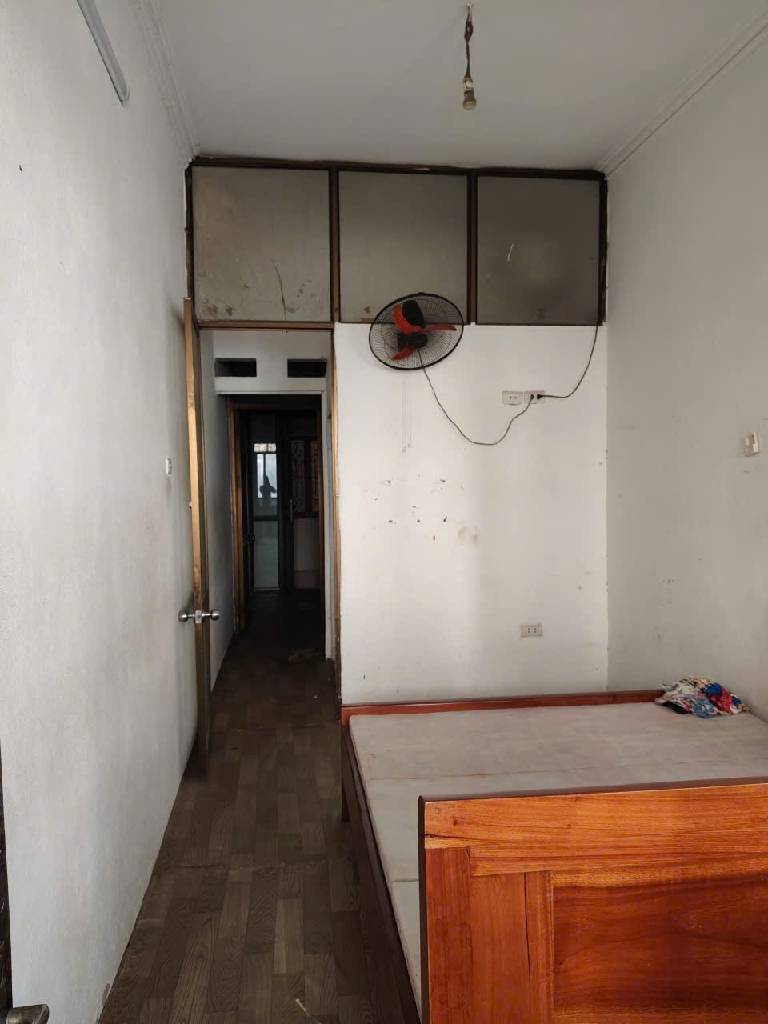 Bán nhà Trương Định - diện tích 33m2 3 tầng - Lô góc 3 thoáng - giá 14,5 tỷ
