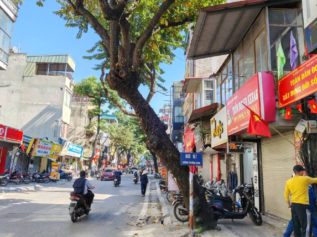 Bán nhà Trương Định - diện tích 33m2 3 tầng - Lô góc 3 thoáng - giá 14,5 tỷ