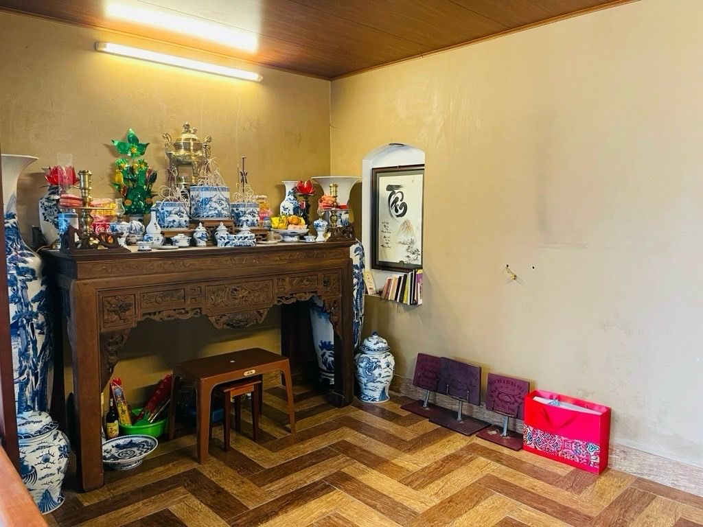 Bán nhà Kim Giang - diện tích 230m2 4 tầng - Phân lô ô tô tránh - giá 51 tỷ