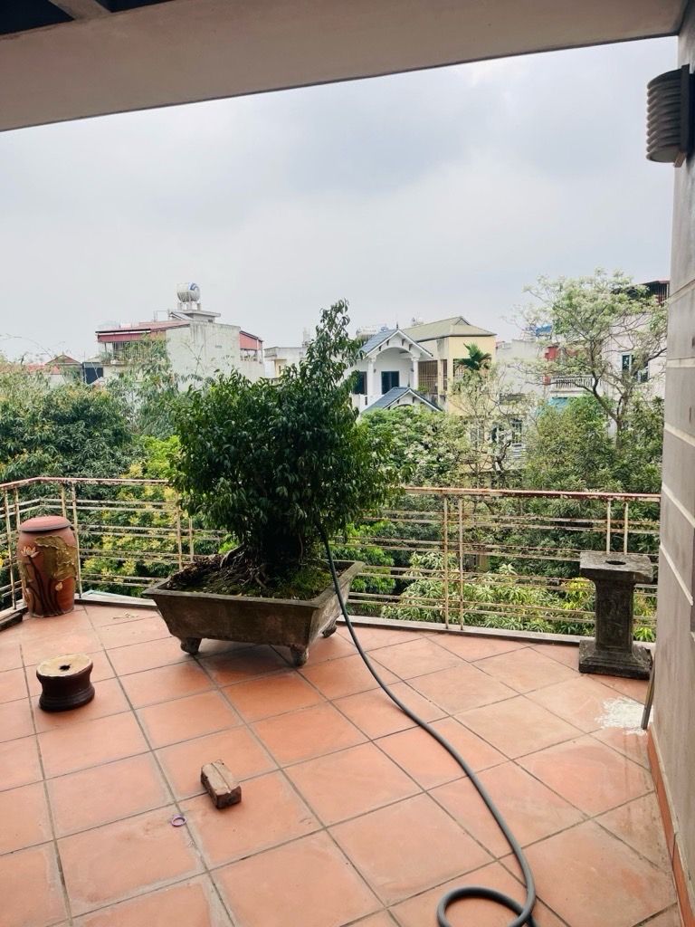 Bán nhà Kim Giang - diện tích 230m2 4 tầng - Phân lô ô tô tránh - giá 51 tỷ