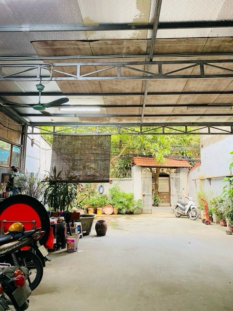 Bán nhà Kim Giang - diện tích 230m2 4 tầng - Phân lô ô tô tránh - giá 51 tỷ