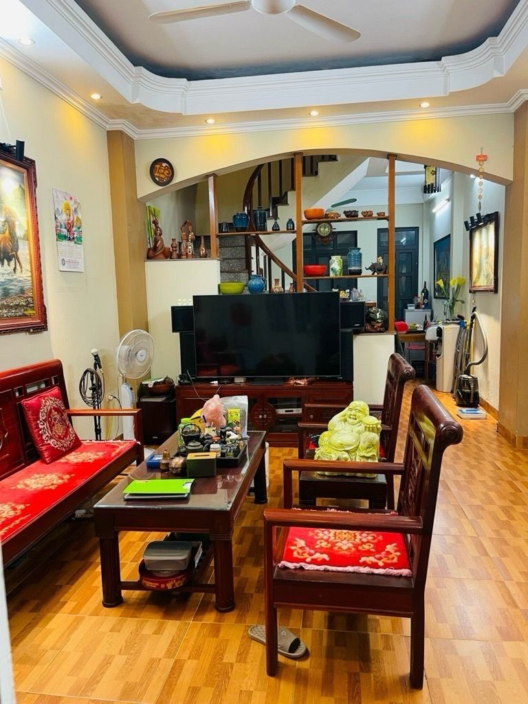 Bán nhà Kim Giang - diện tích 230m2 4 tầng - Phân lô ô tô tránh - giá 51 tỷ