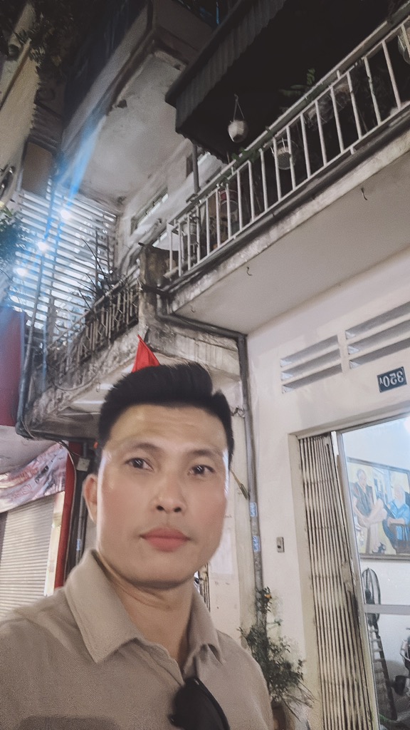 Bán nhà Phố Huế - diện tích 103.7m2 4 tầng - Mặt phố VIP - giá 77,7 tỷ