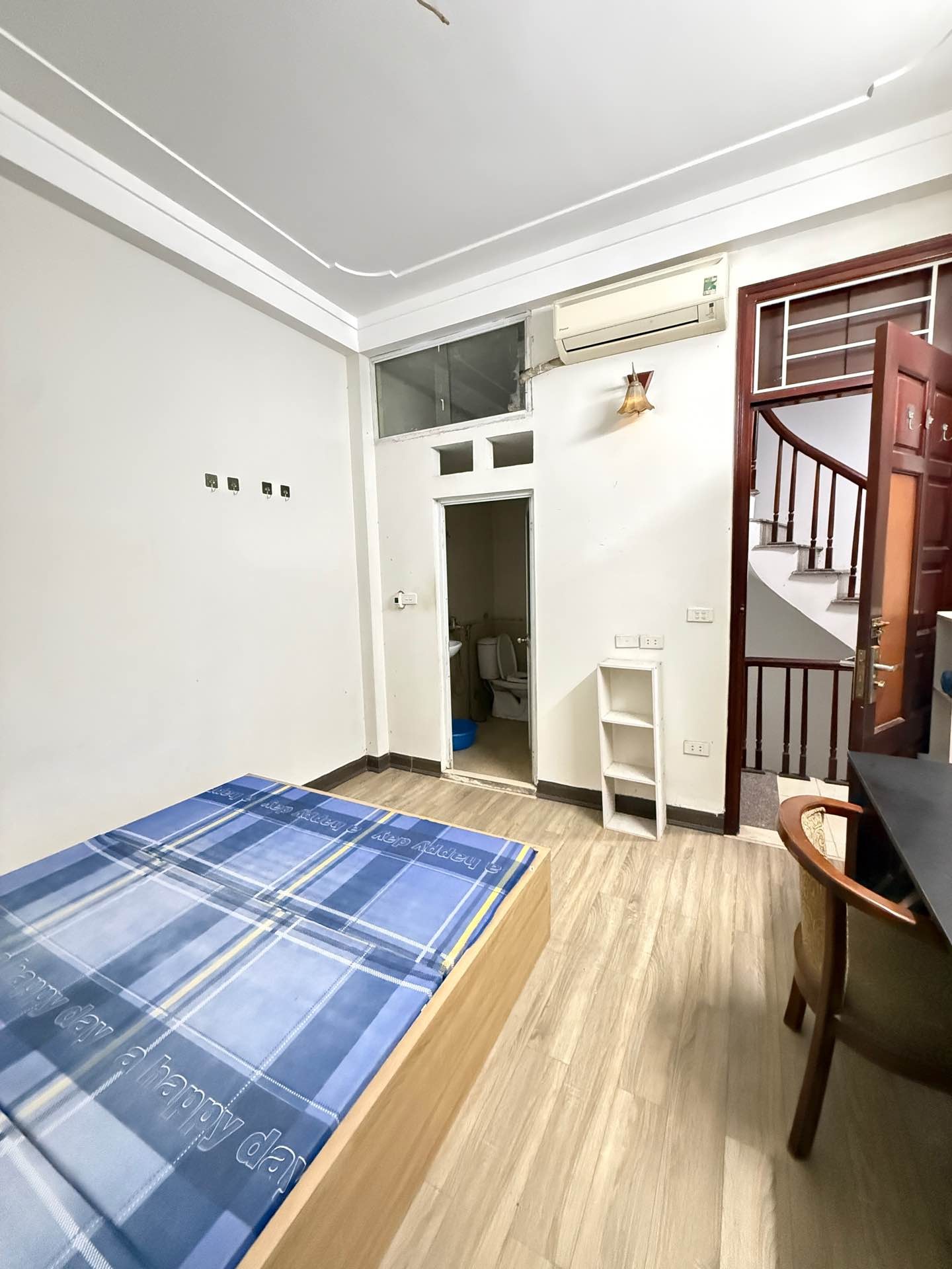 Bán nhà Hoàng Liệt - diện tích 40m2 5 tầng - MẶT PHỐ - giá 9,7 tỷ